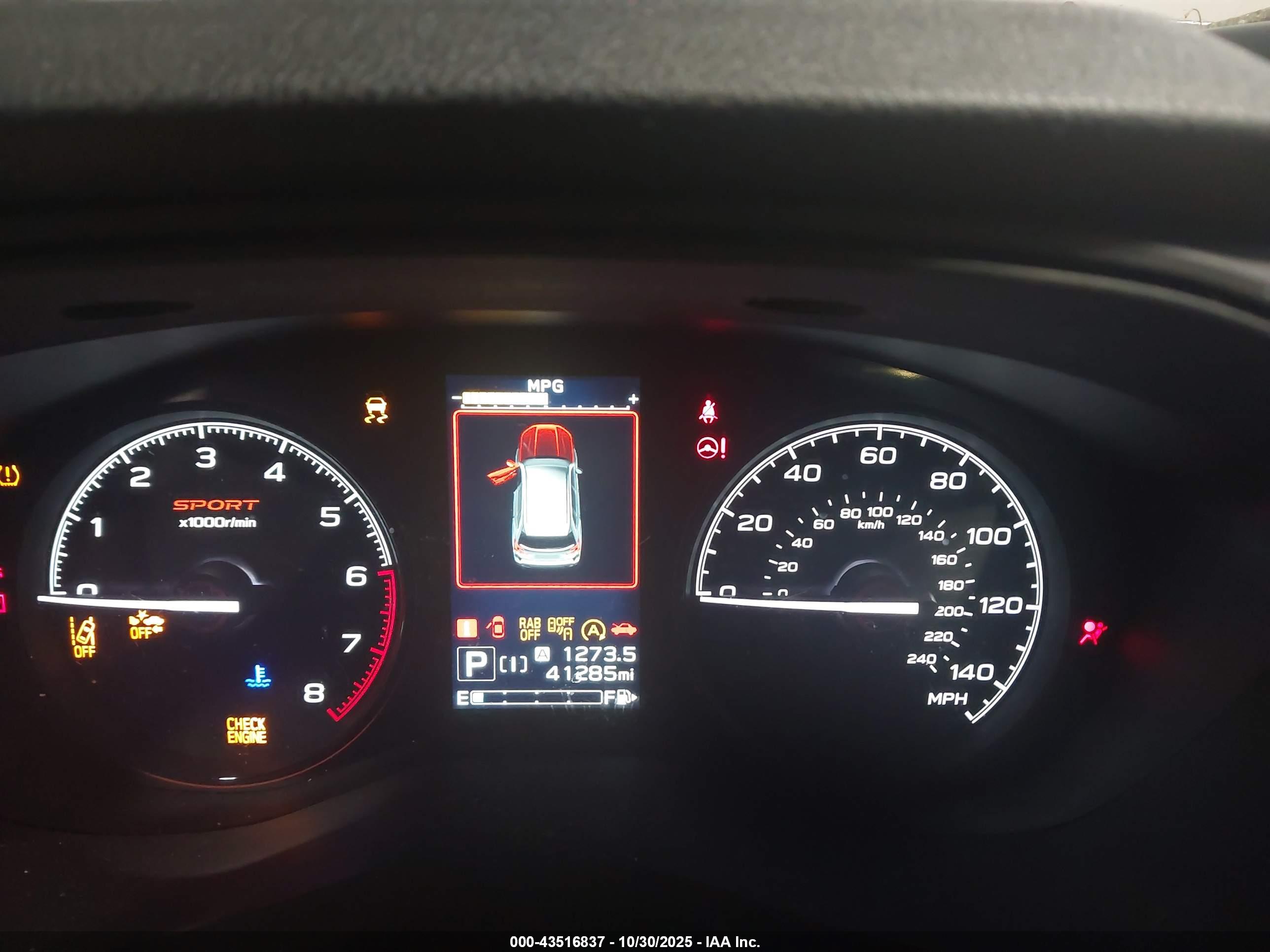 SUBARU FORESTER image 7