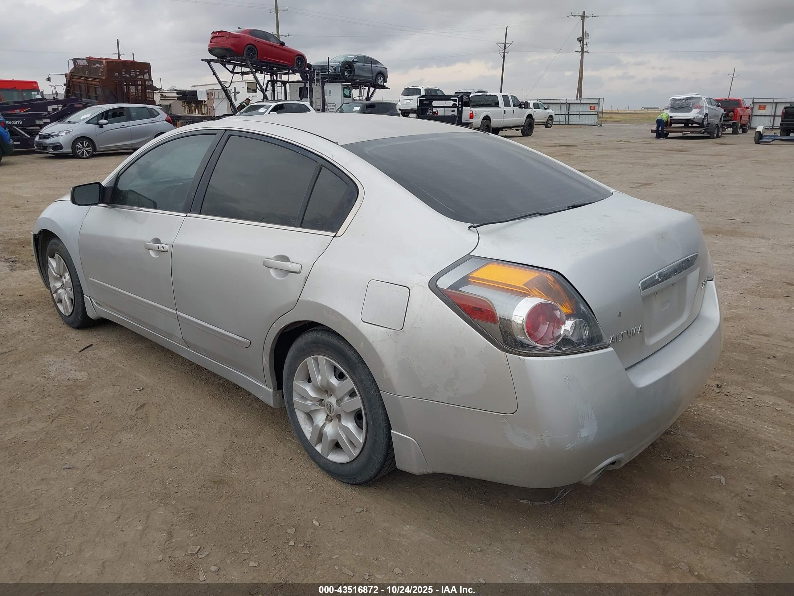 NISSAN ALTIMA image 3