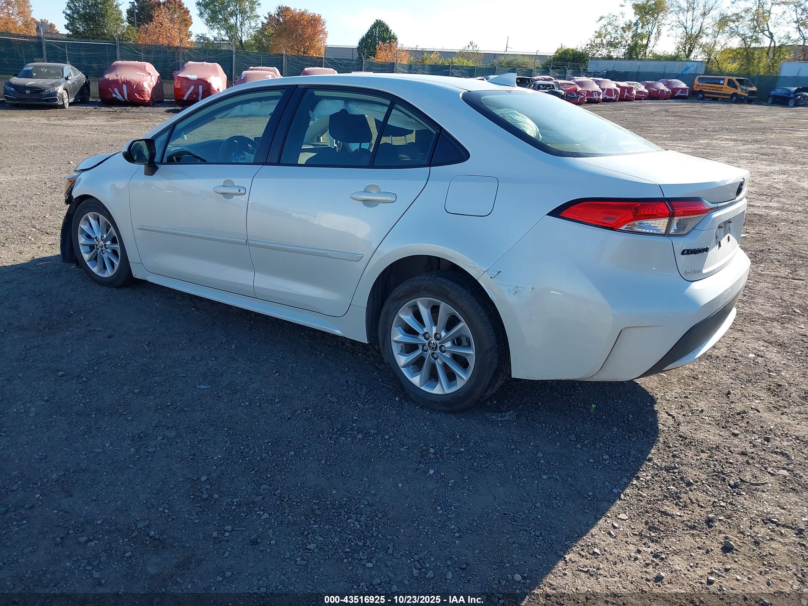 TOYOTA COROLLA image 3
