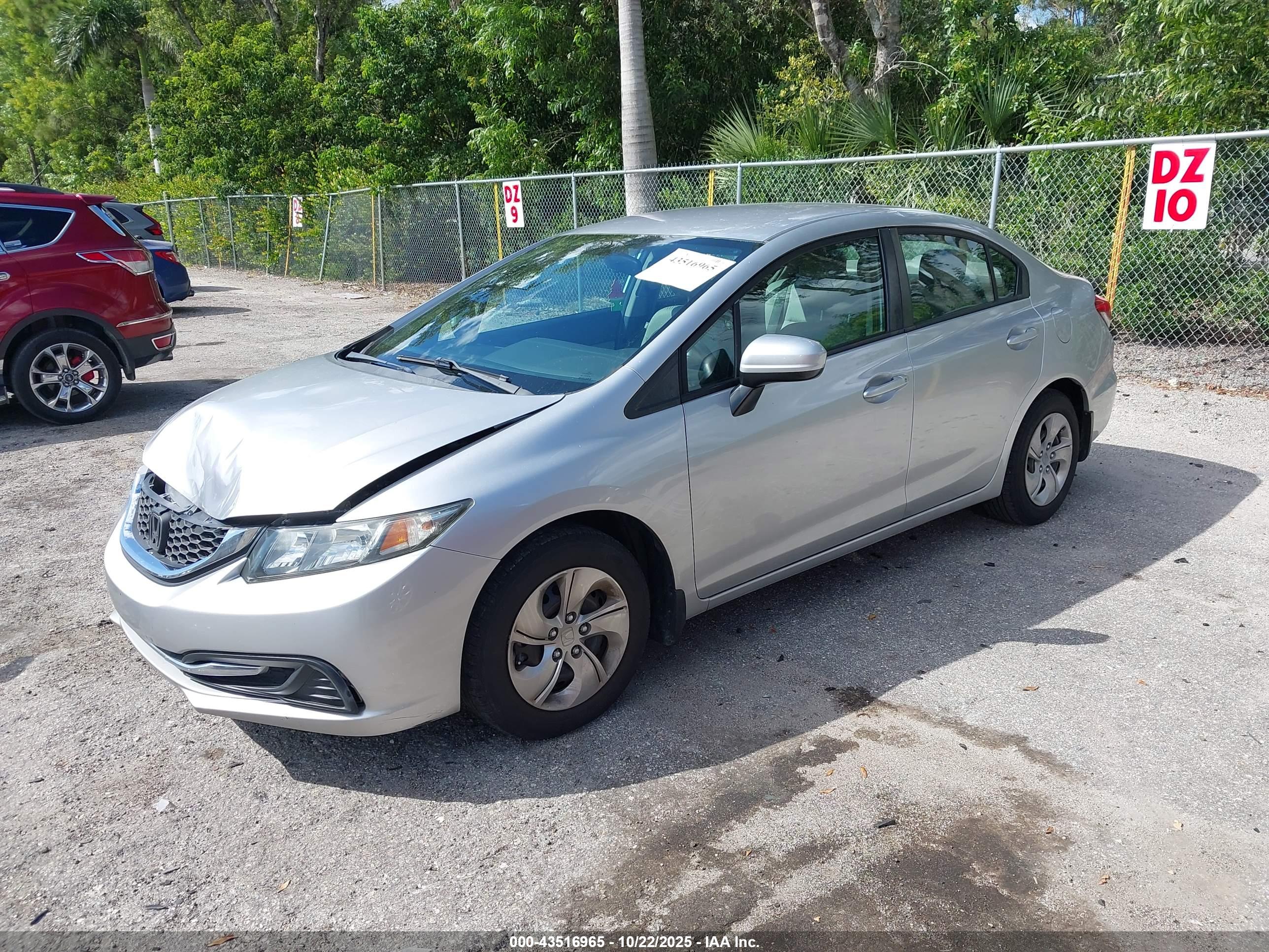 HONDA CIVIC image 2