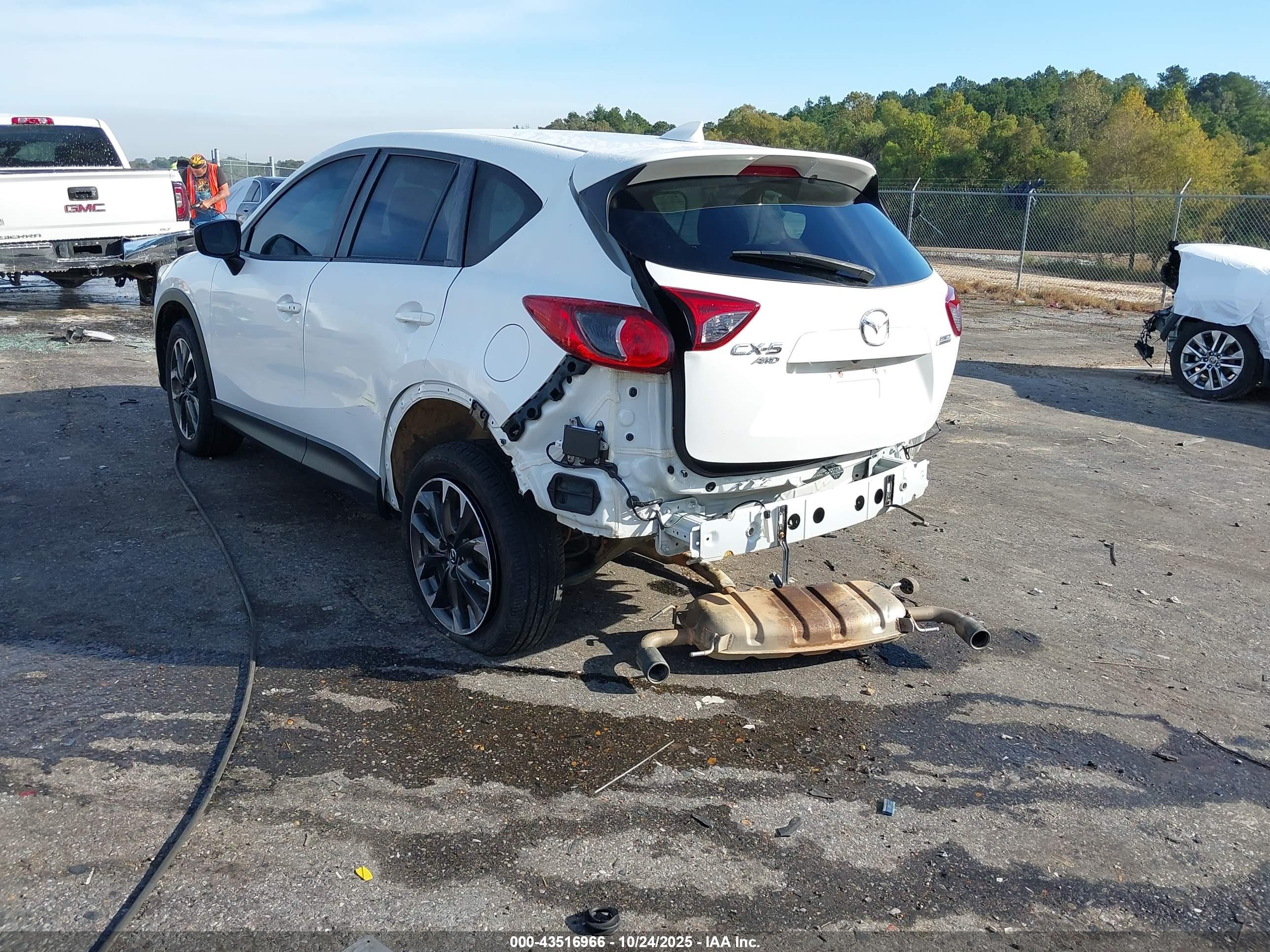 MAZDA CX-5 image 3