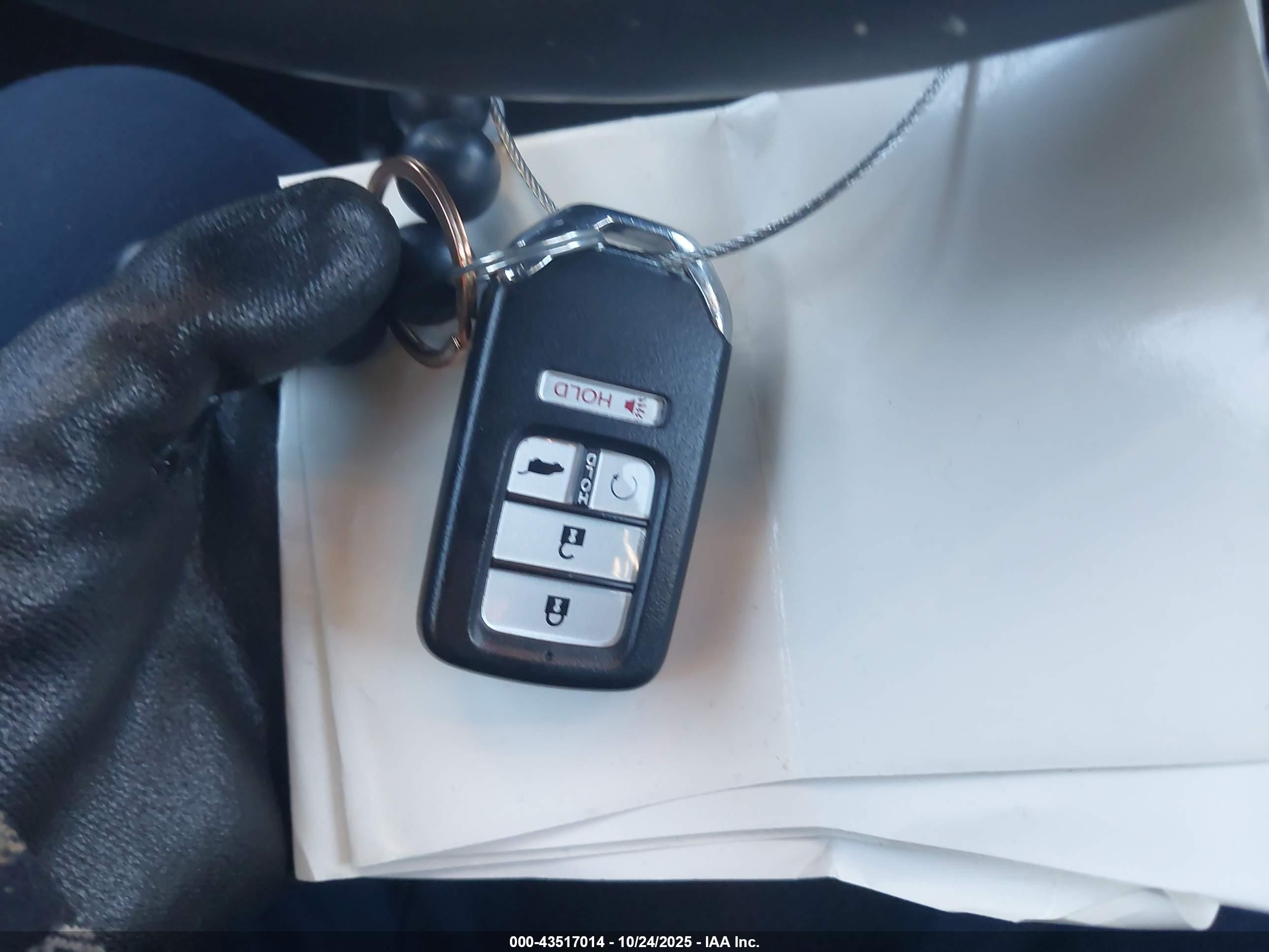 HONDA CR-V image 11