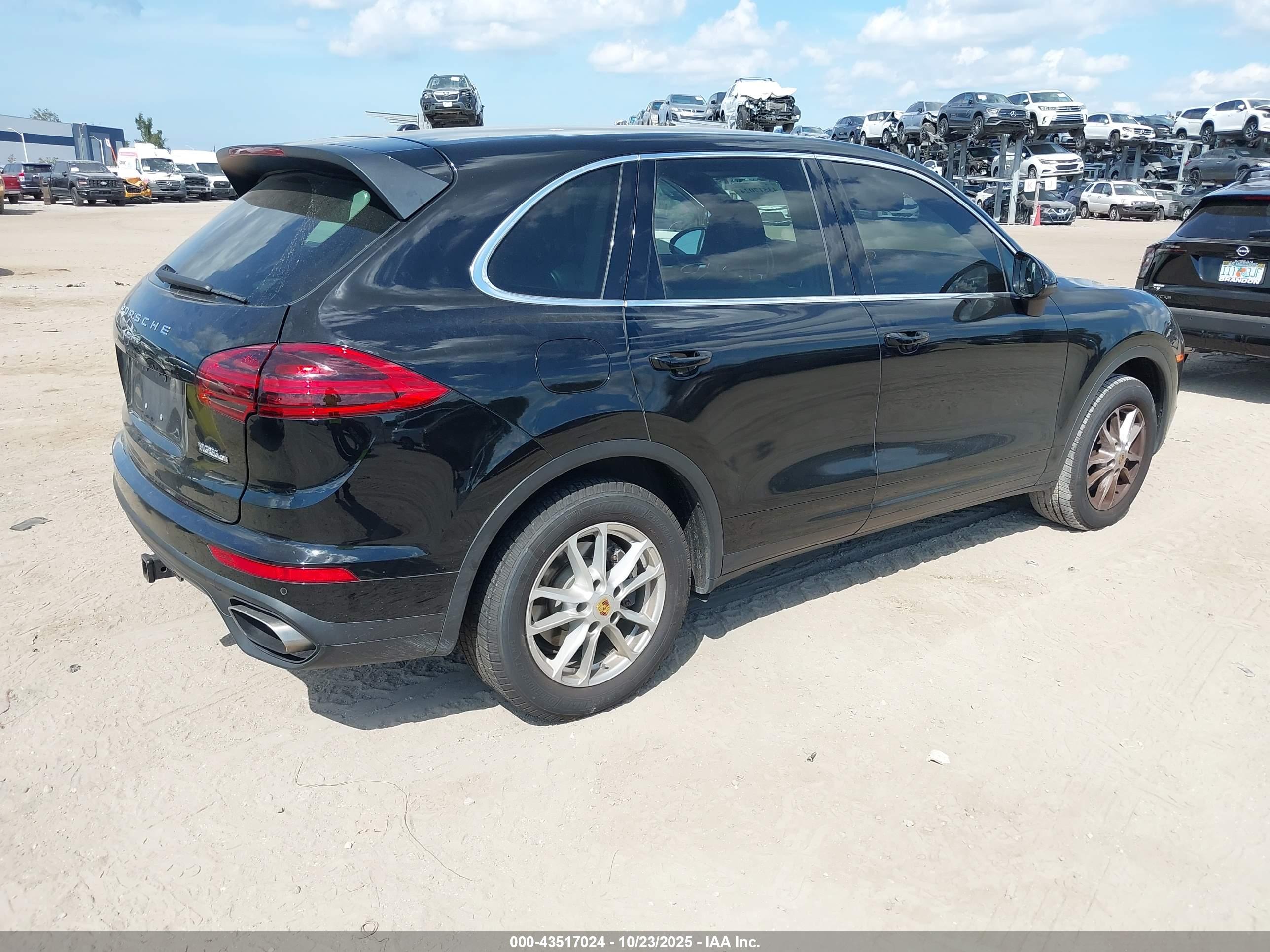 PORSCHE CAYENNE image 4