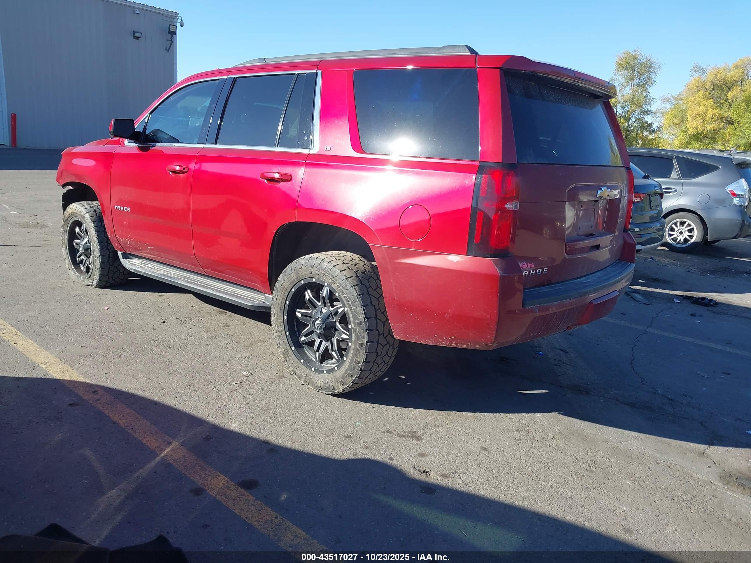 CHEVROLET TAHOE image 3