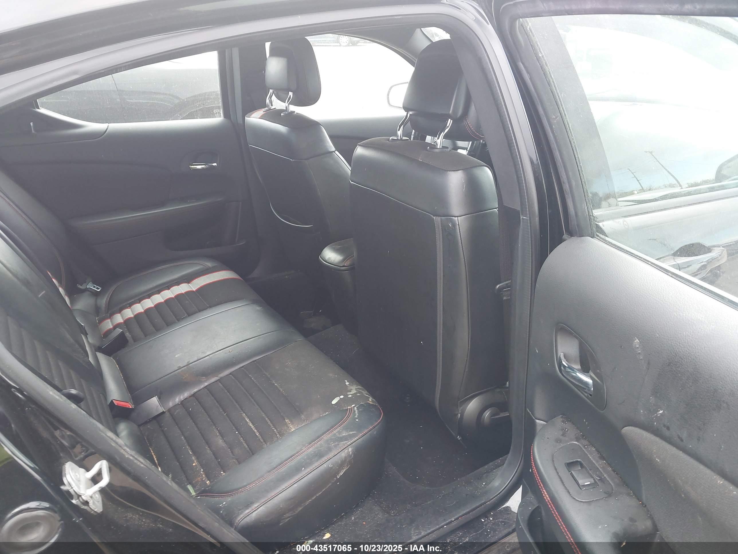 DODGE AVENGER image 8