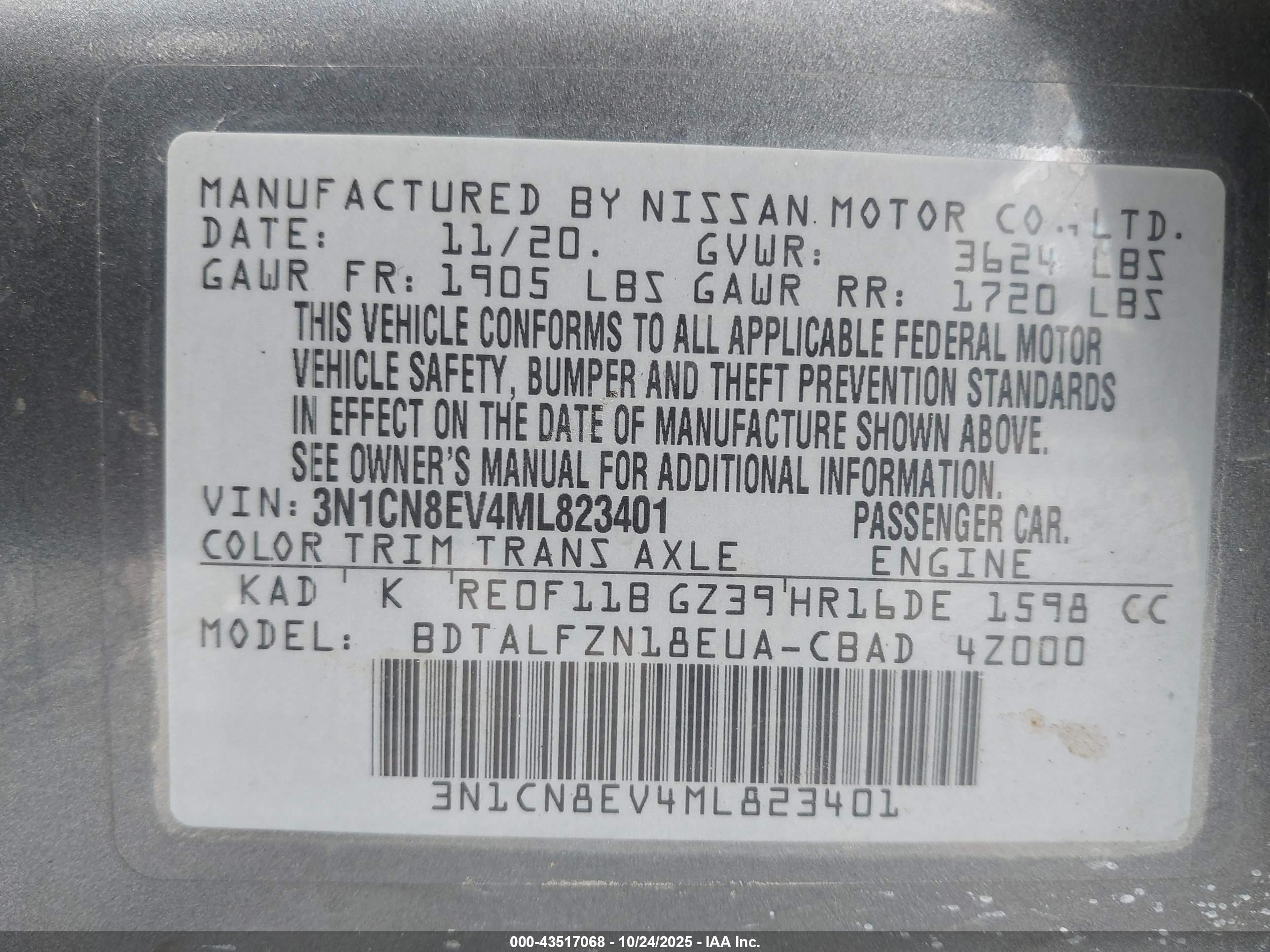 NISSAN VERSA image 9