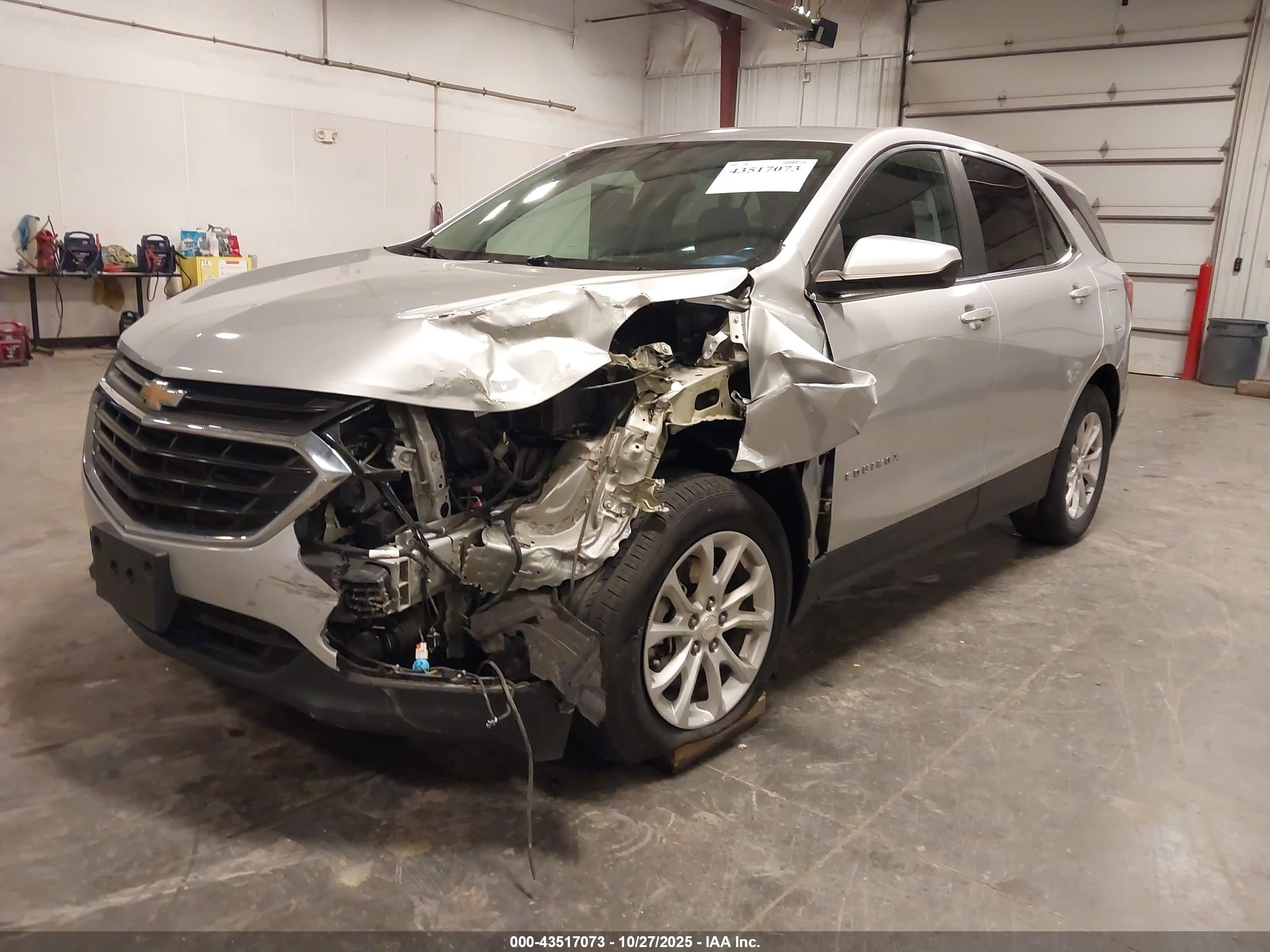 CHEVROLET EQUINOX image 2