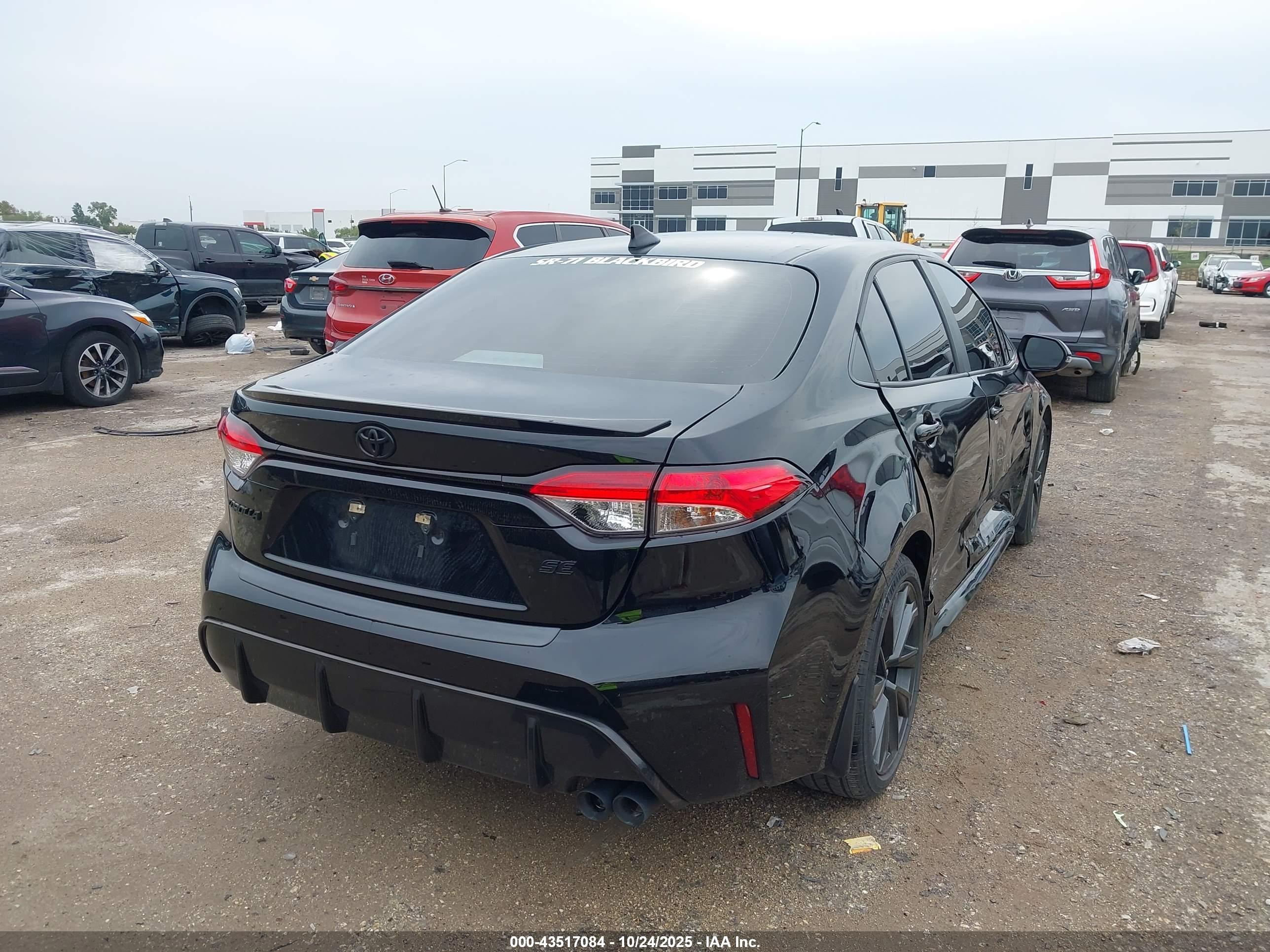 TOYOTA COROLLA image 4