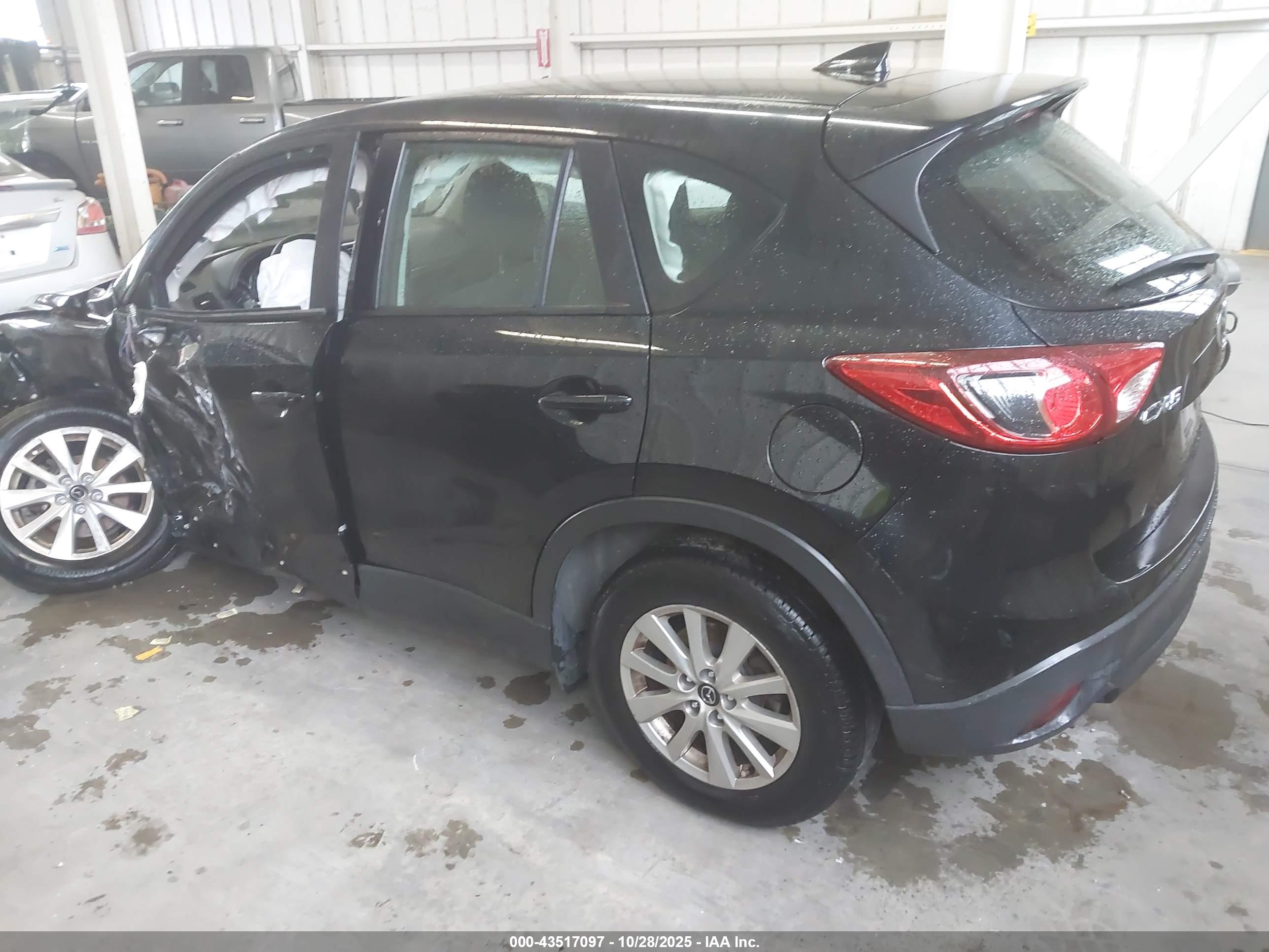 MAZDA CX-5 image 3