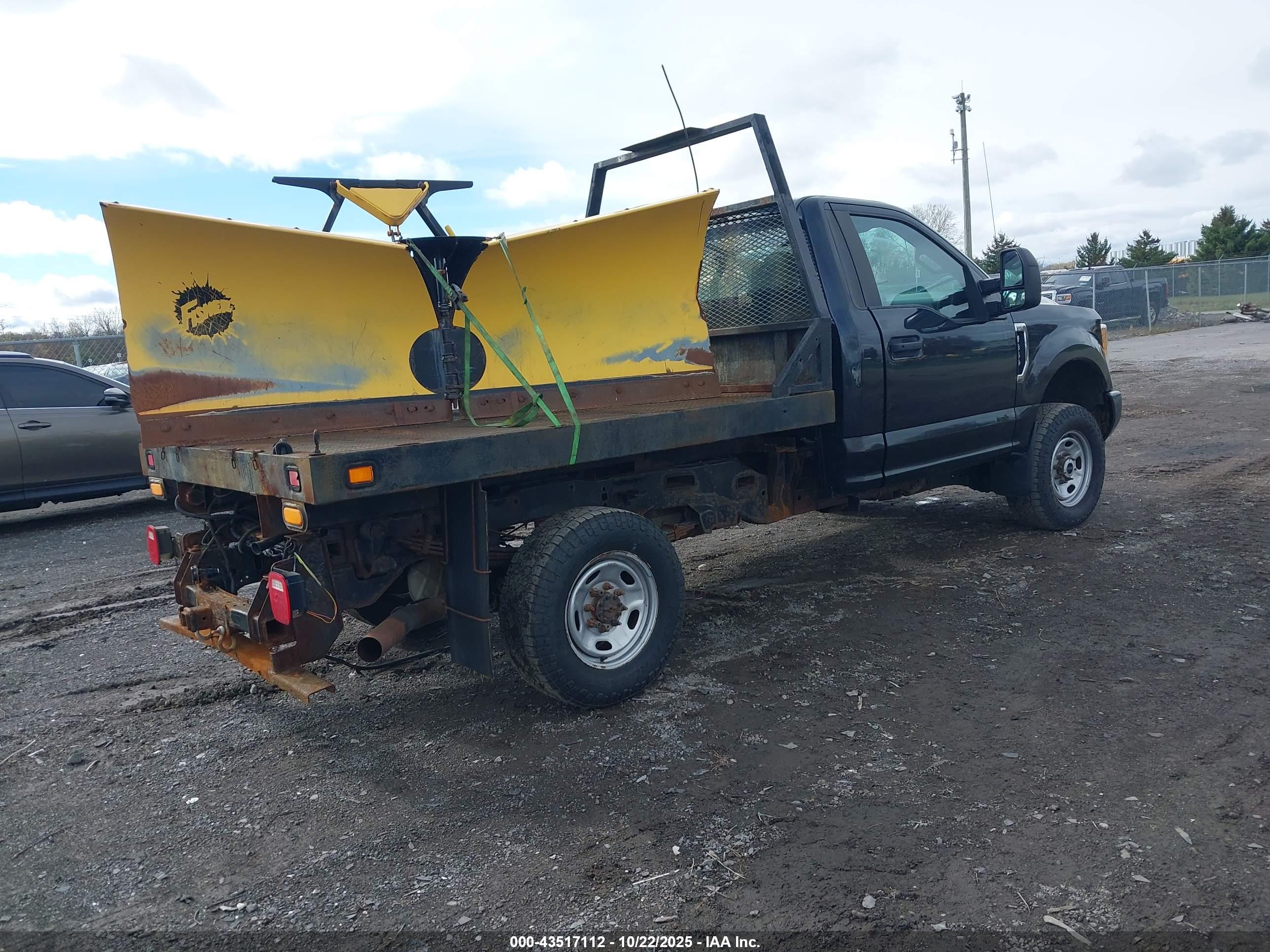 FORD F-350 image 4