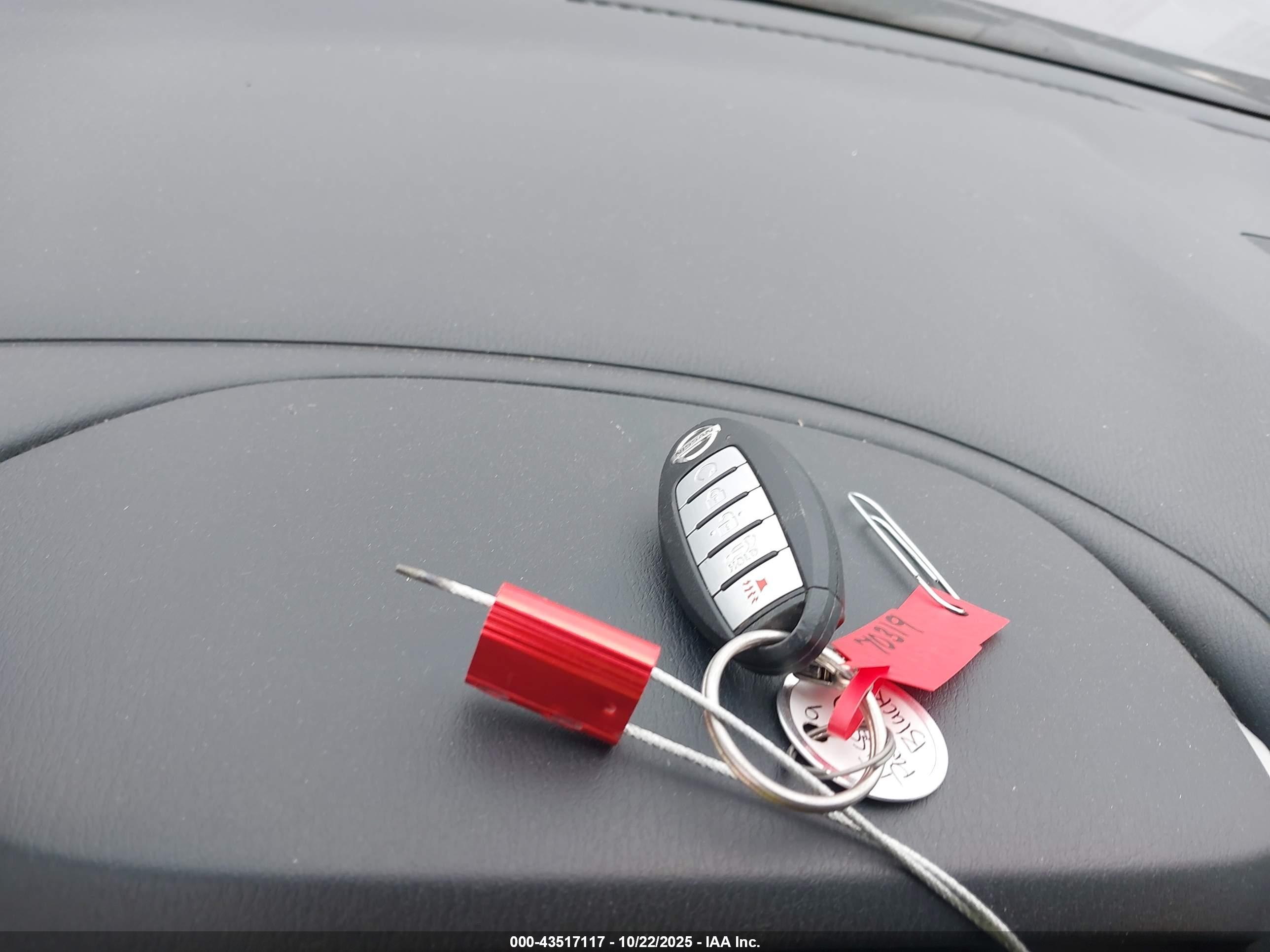 NISSAN PATHFINDER image 11