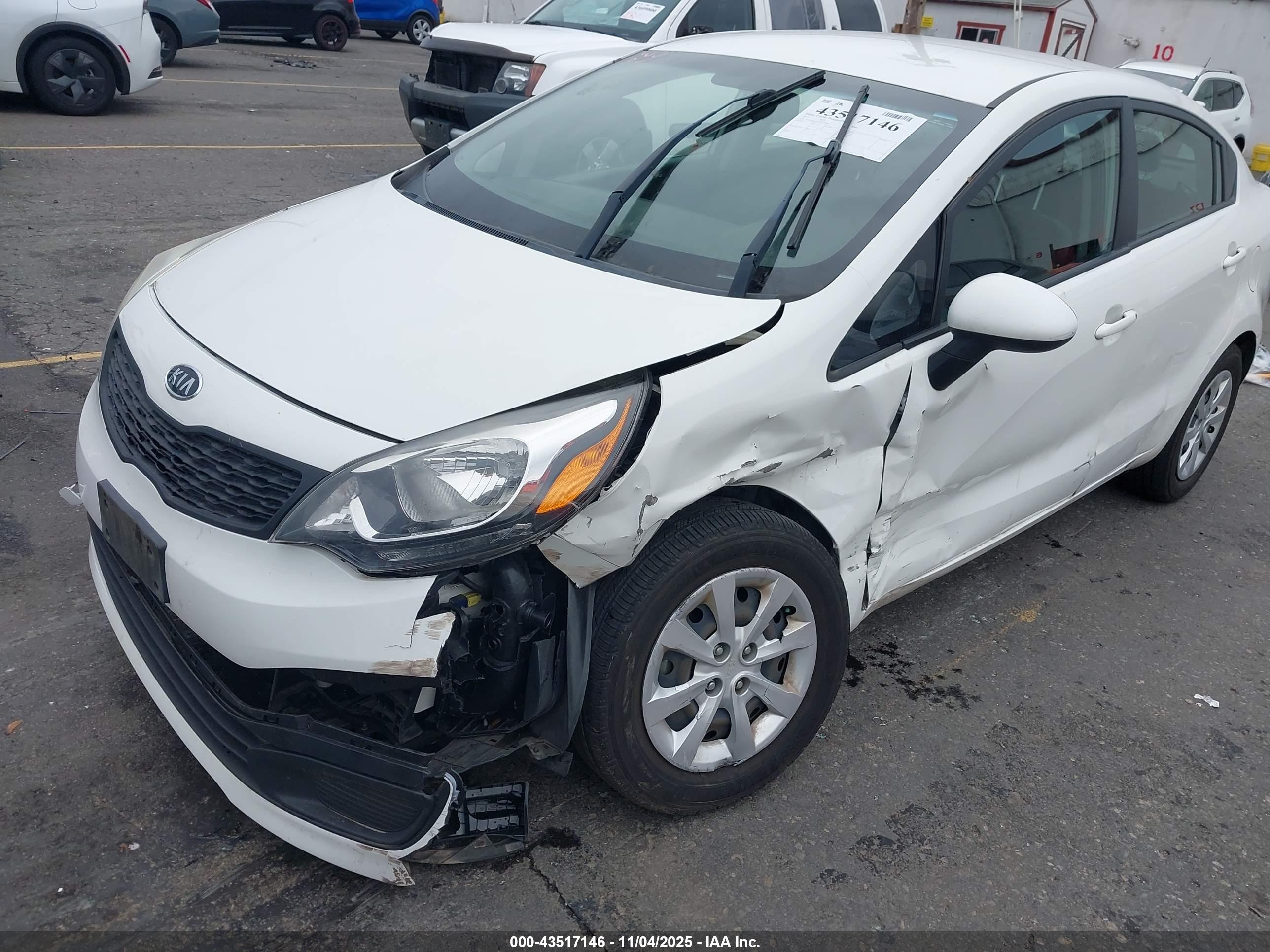 KIA RIO image 6