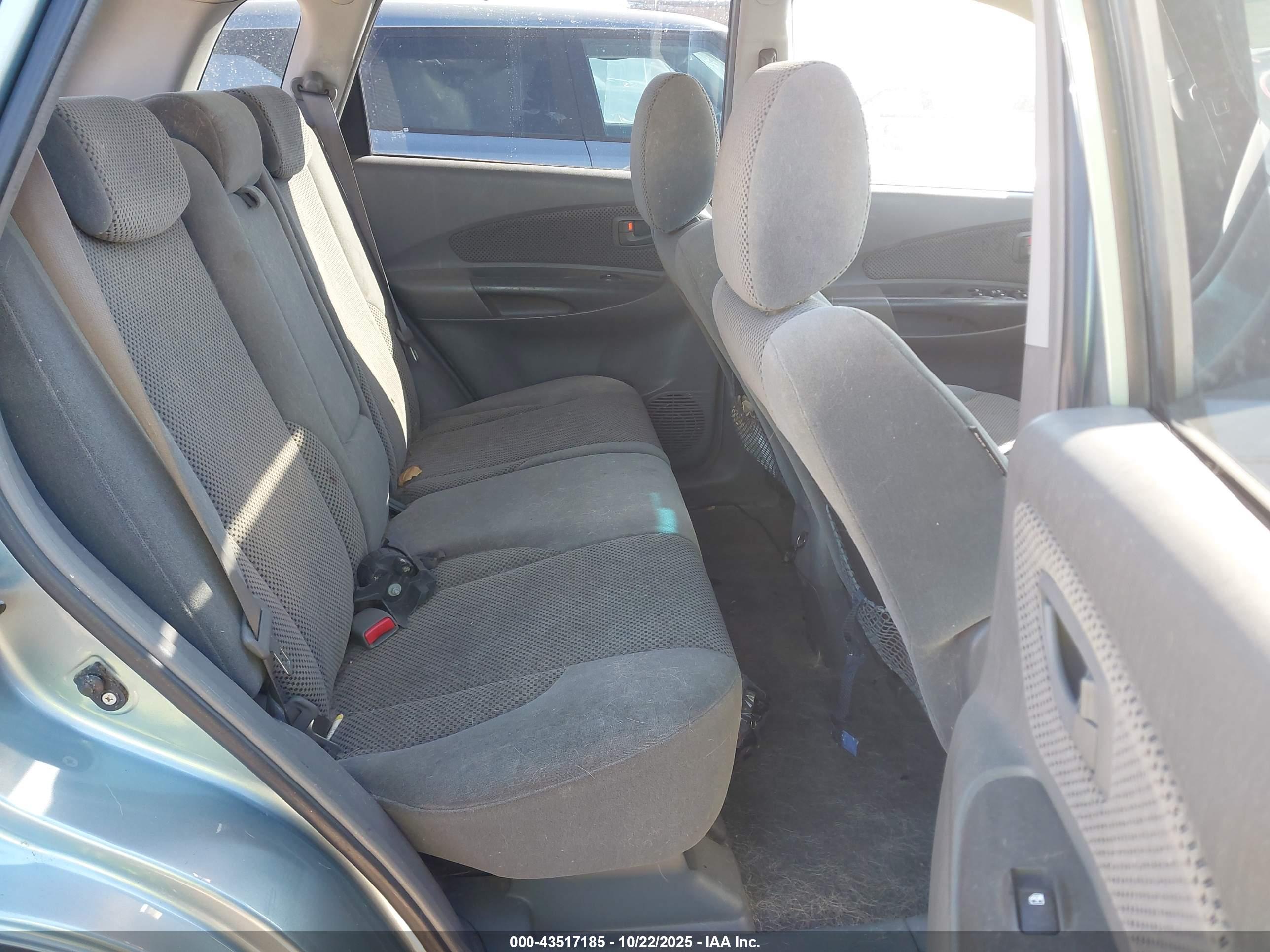 HYUNDAI TUCSON image 8