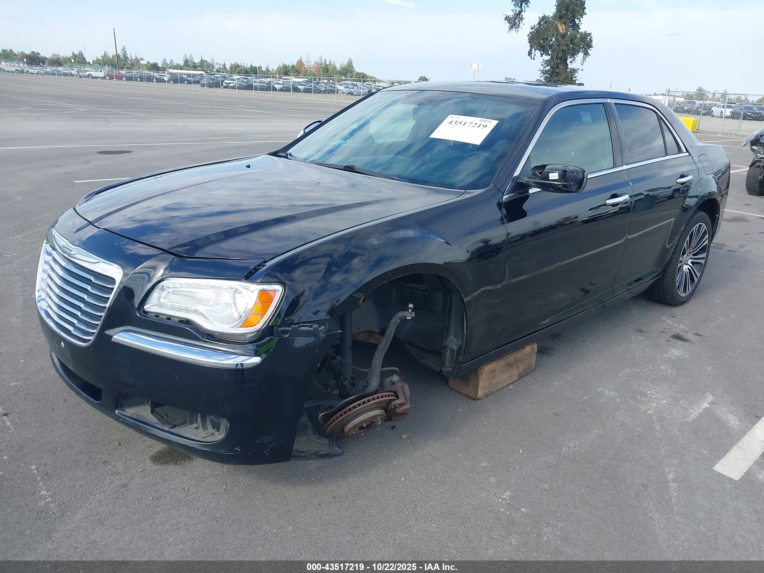 CHRYSLER 300 image 2