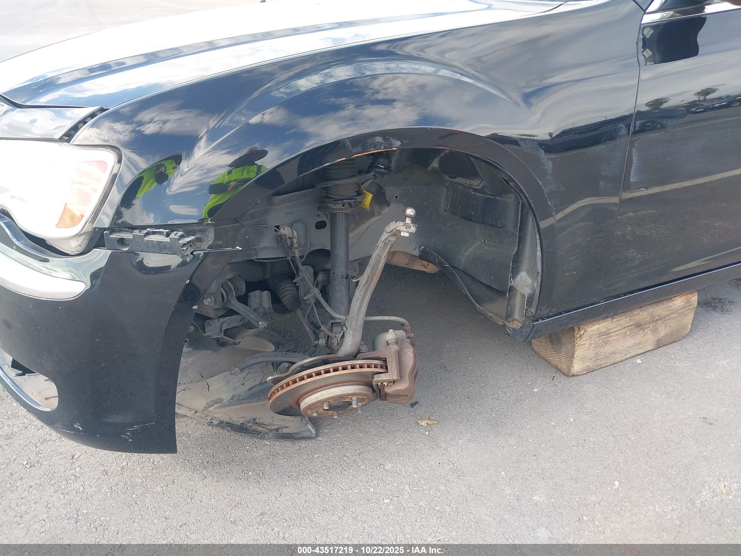 CHRYSLER 300 image 6