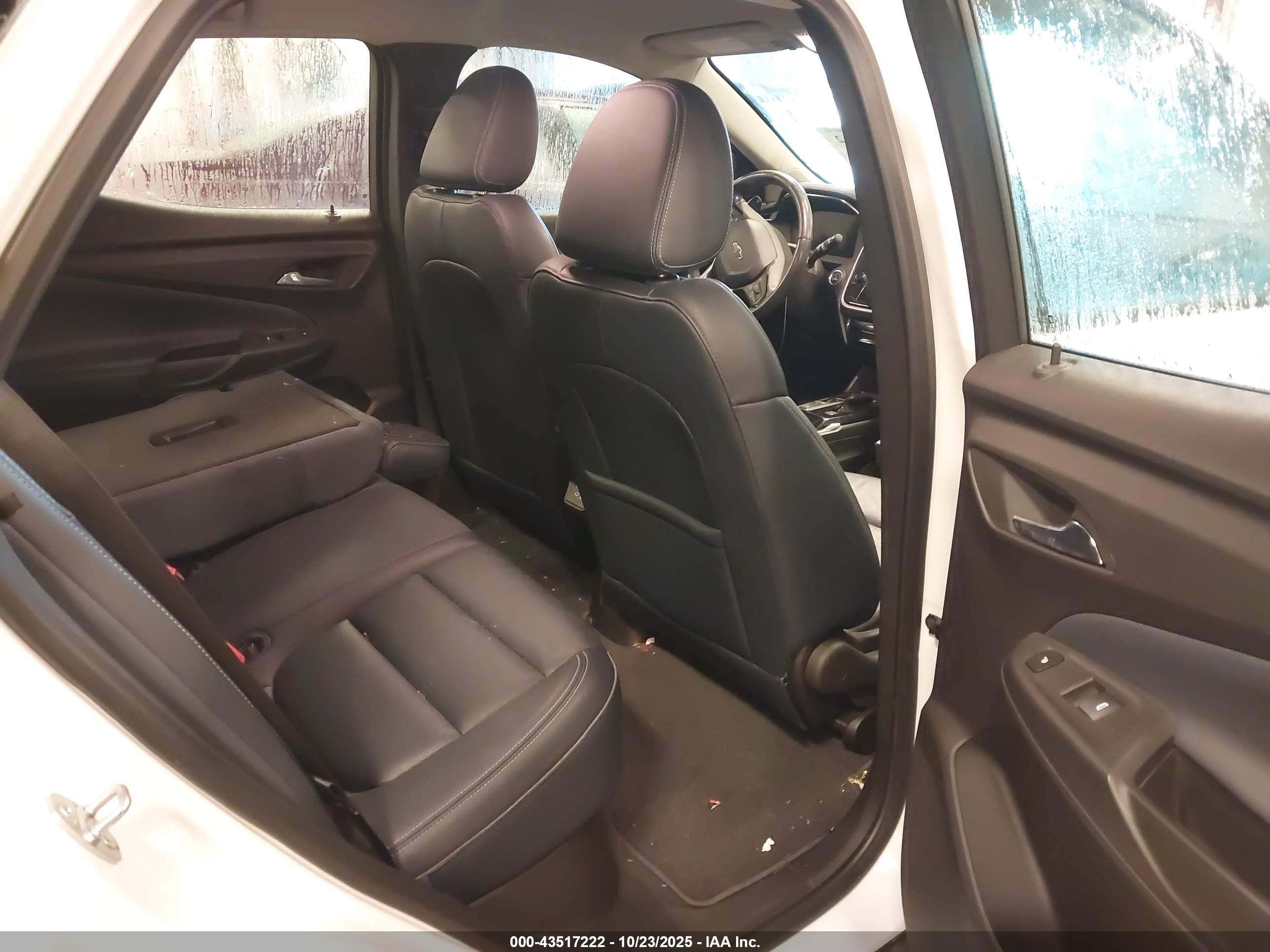 CHEVROLET BOLT image 8