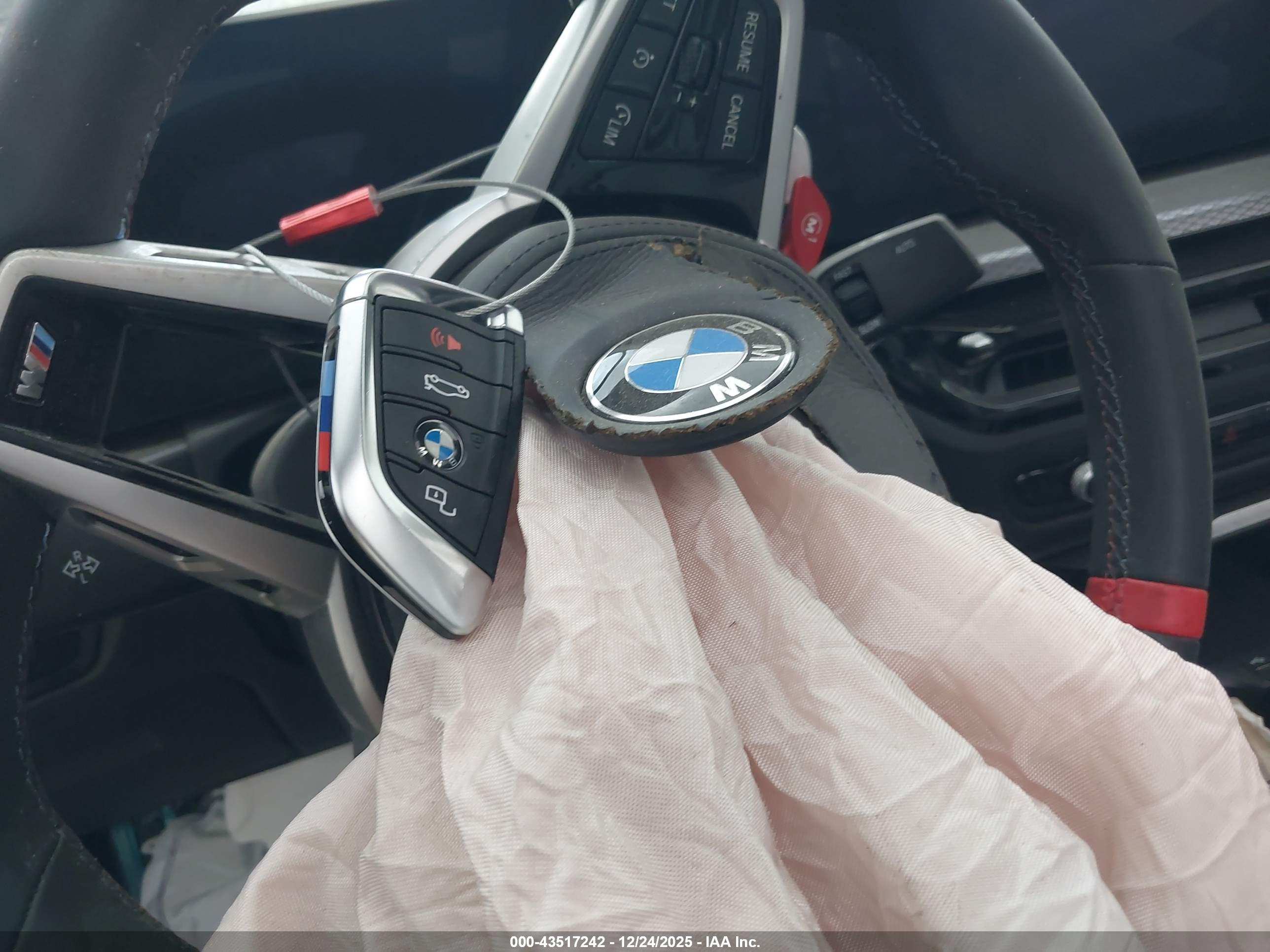 BMW M4 image 11