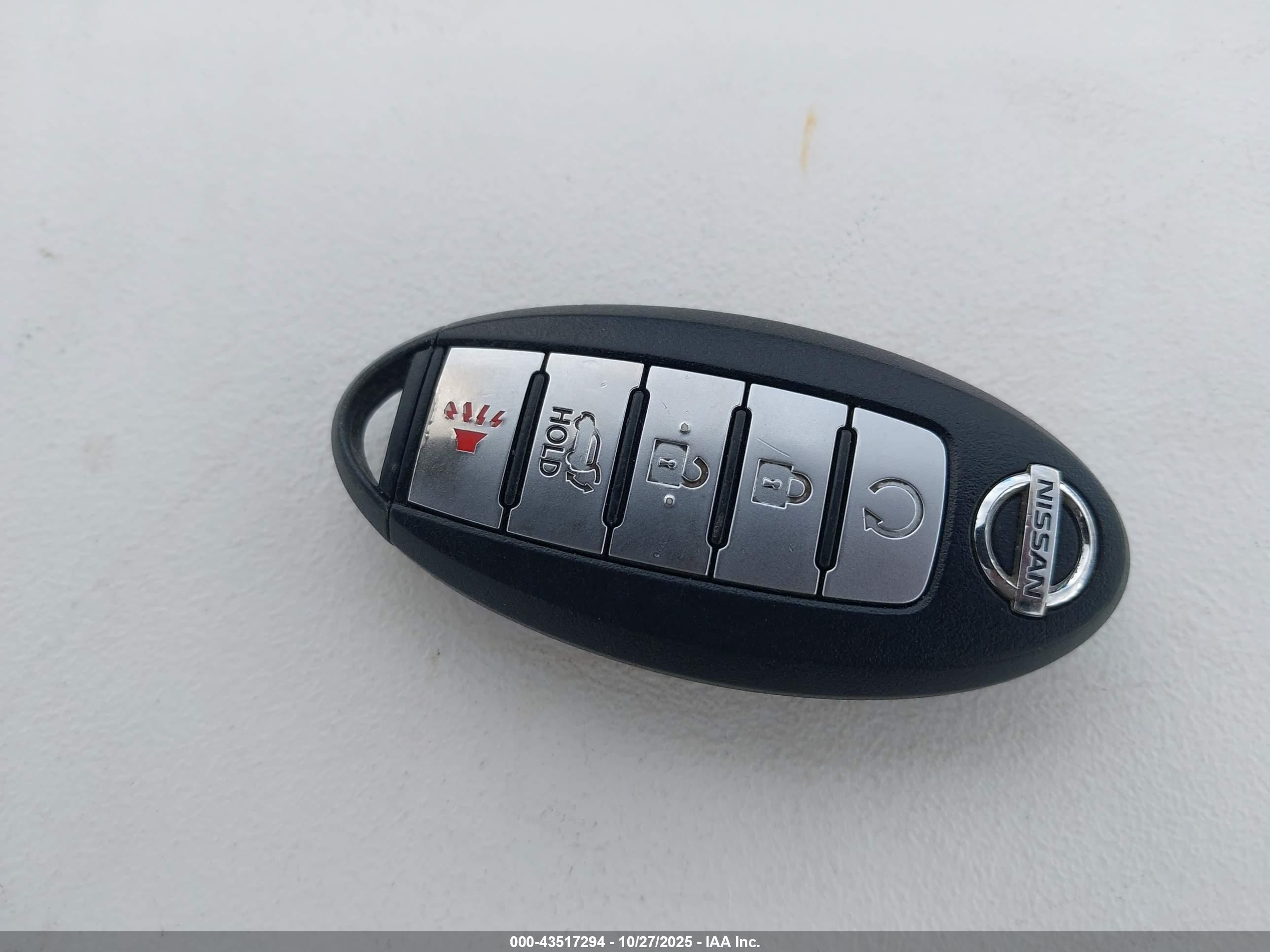 NISSAN ROGUE image 11
