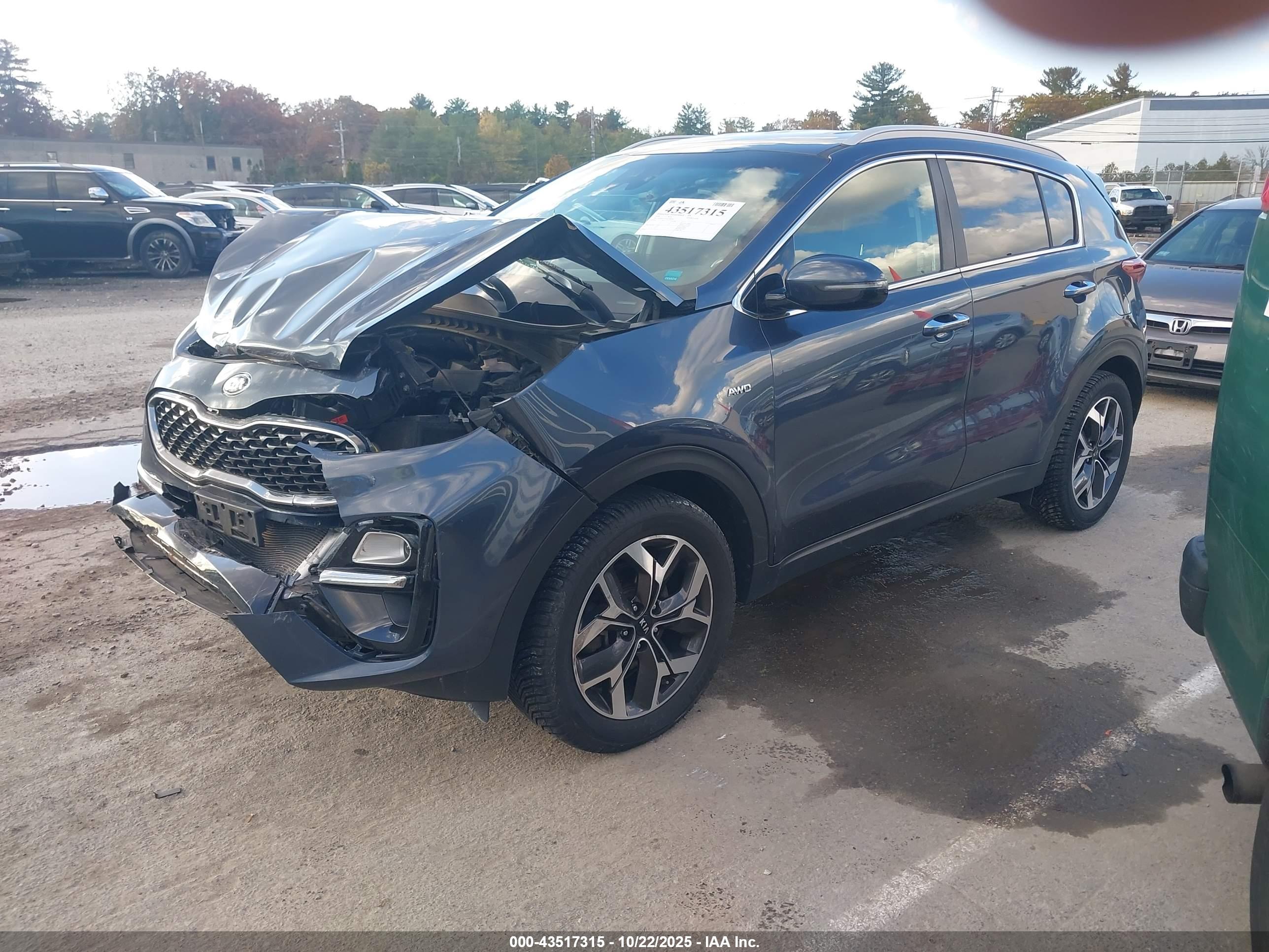 KIA SPORTAGE image 2