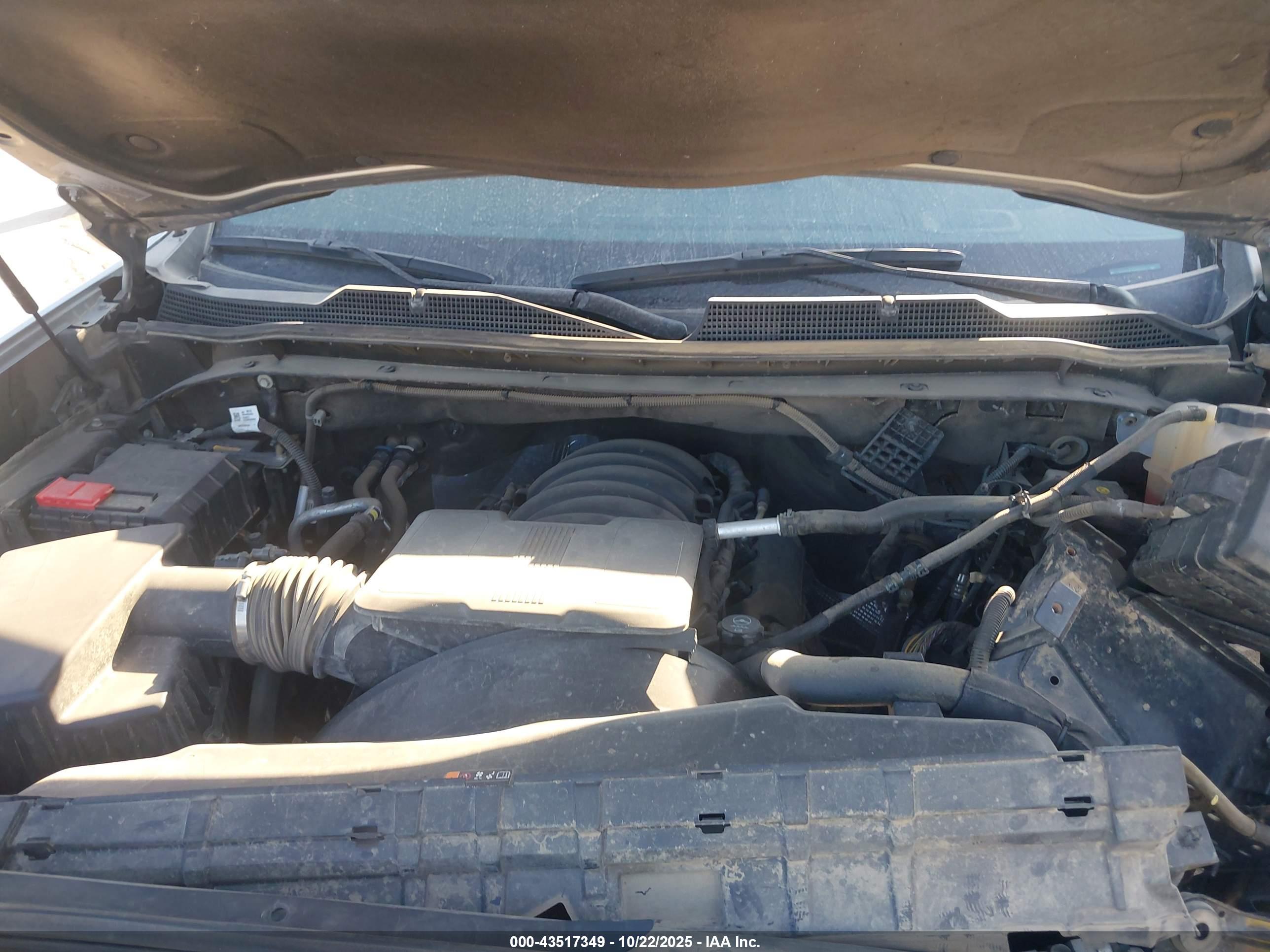 CHEVROLET SILVERADO image 10