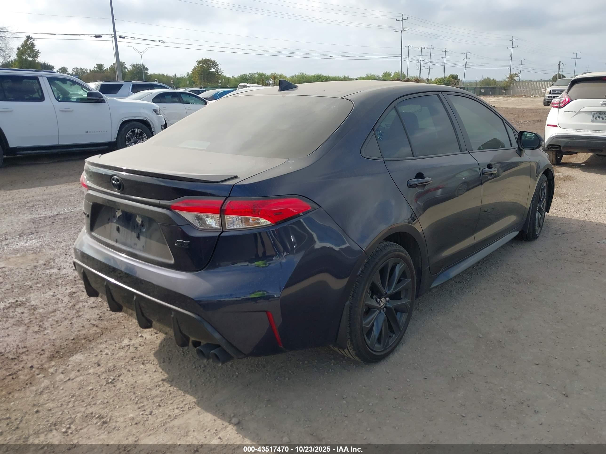 TOYOTA COROLLA image 4