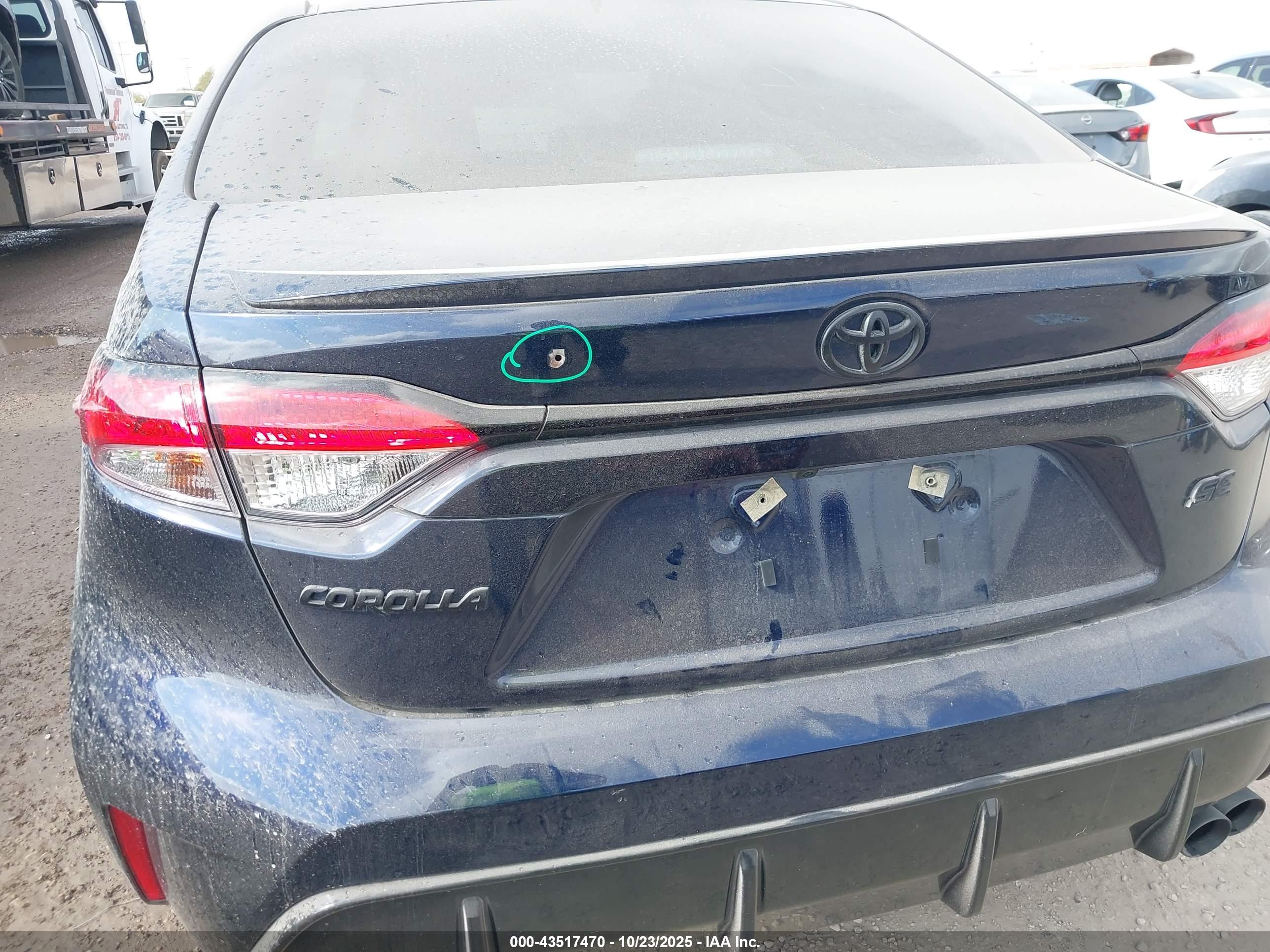 TOYOTA COROLLA image 6