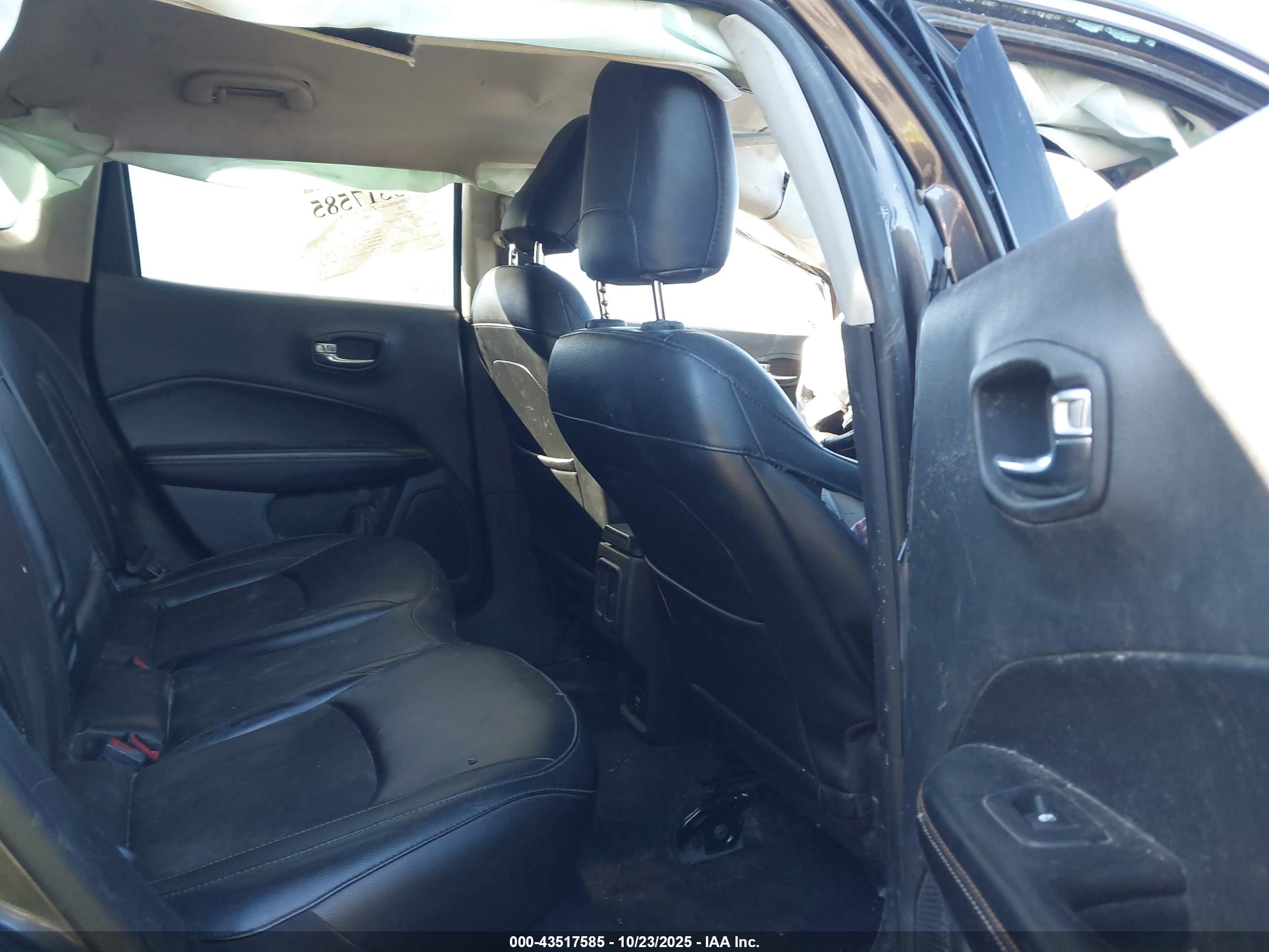 JEEP COMPASS image 8