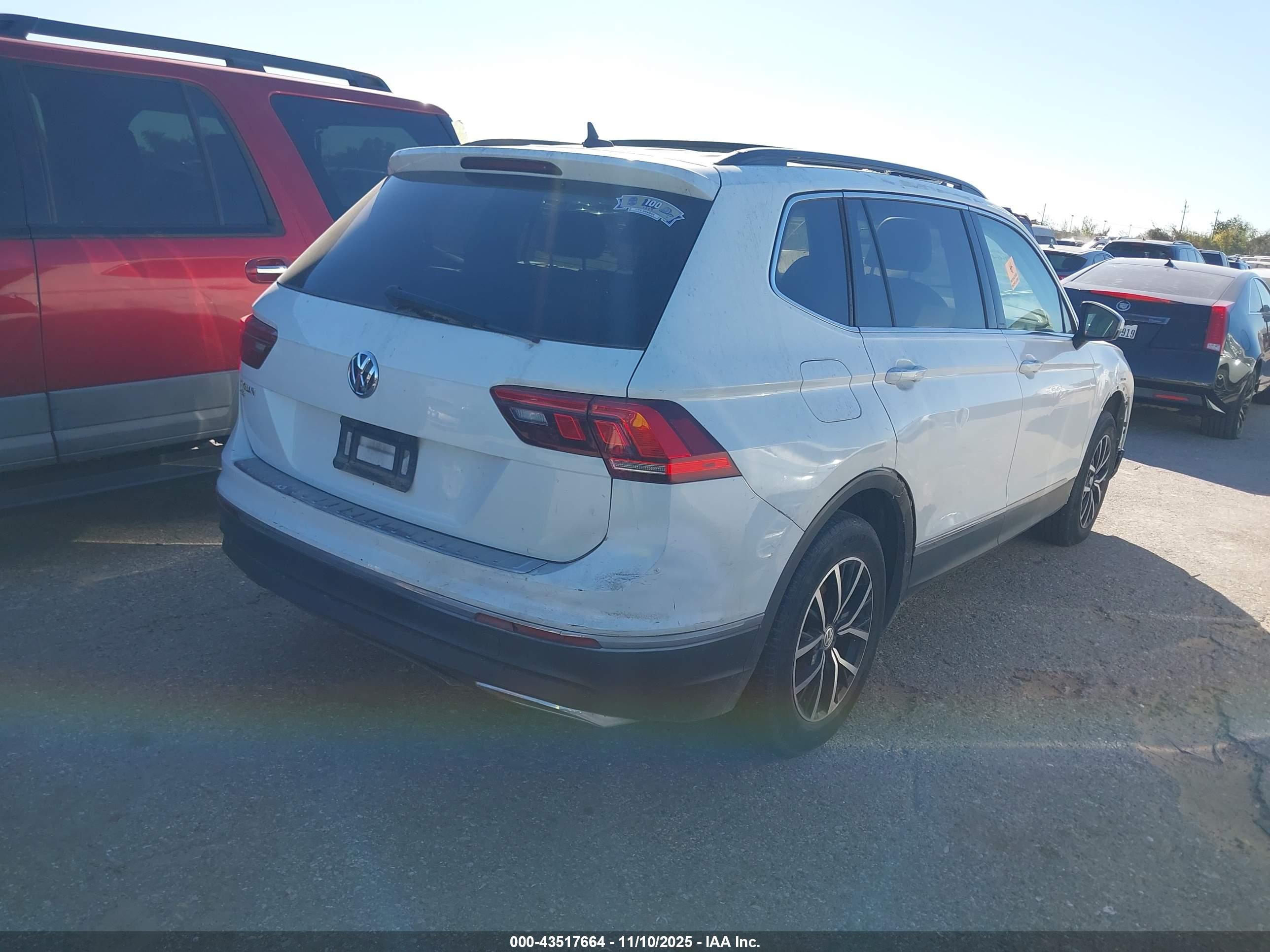 VOLKSWAGEN TIGUAN image 4