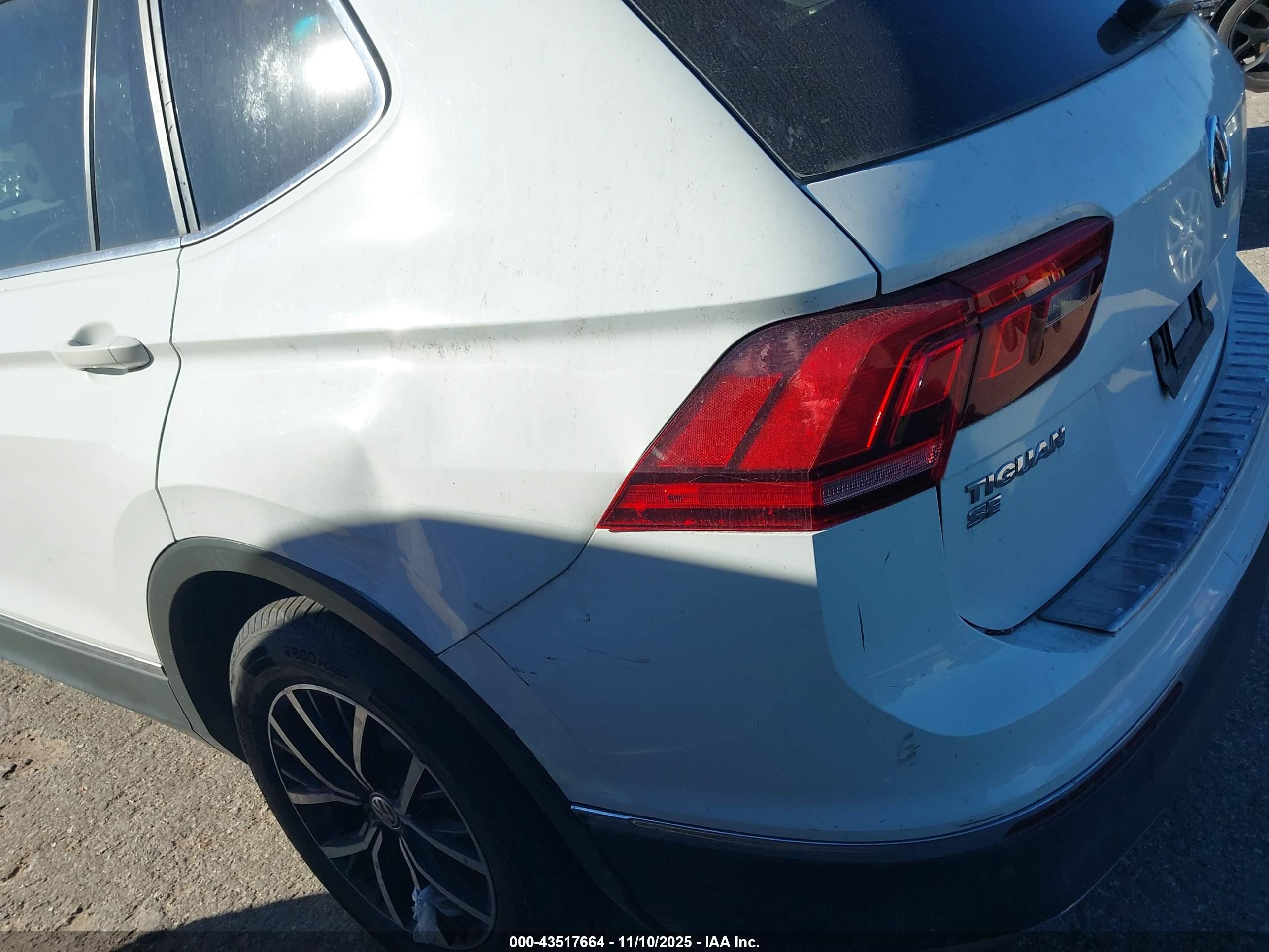 VOLKSWAGEN TIGUAN image 6