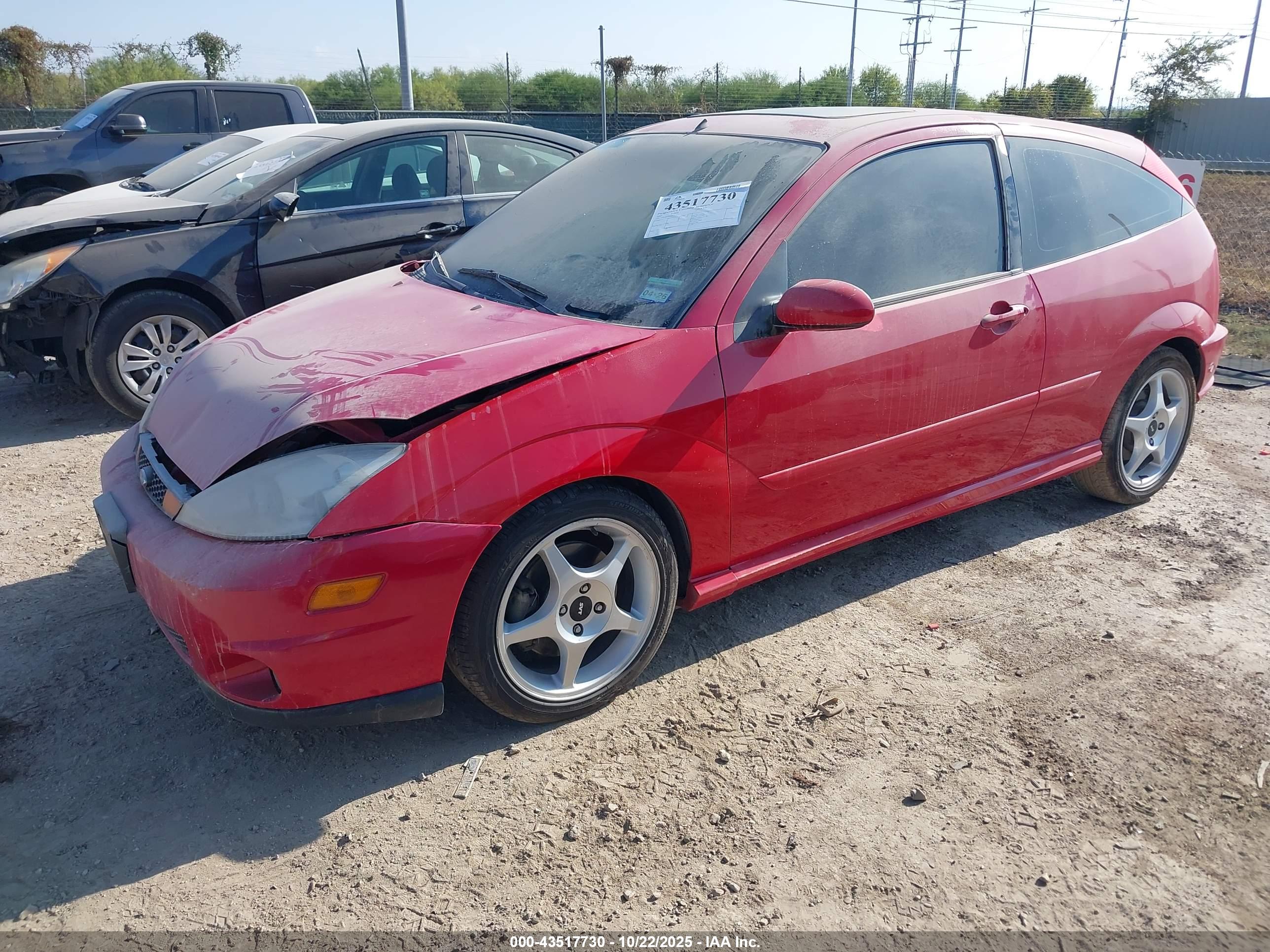 FORD FOCUS image 2