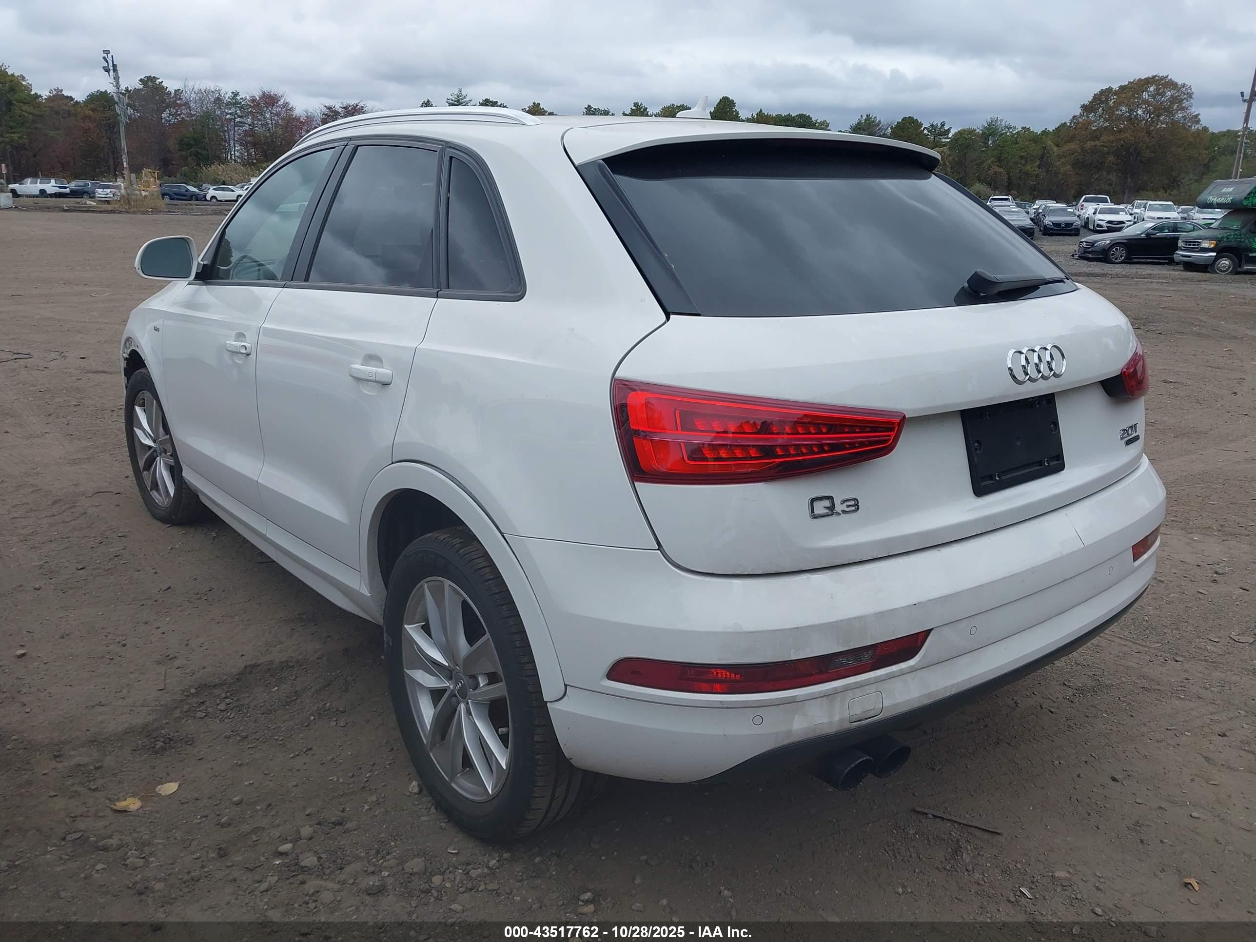 AUDI Q3 image 3