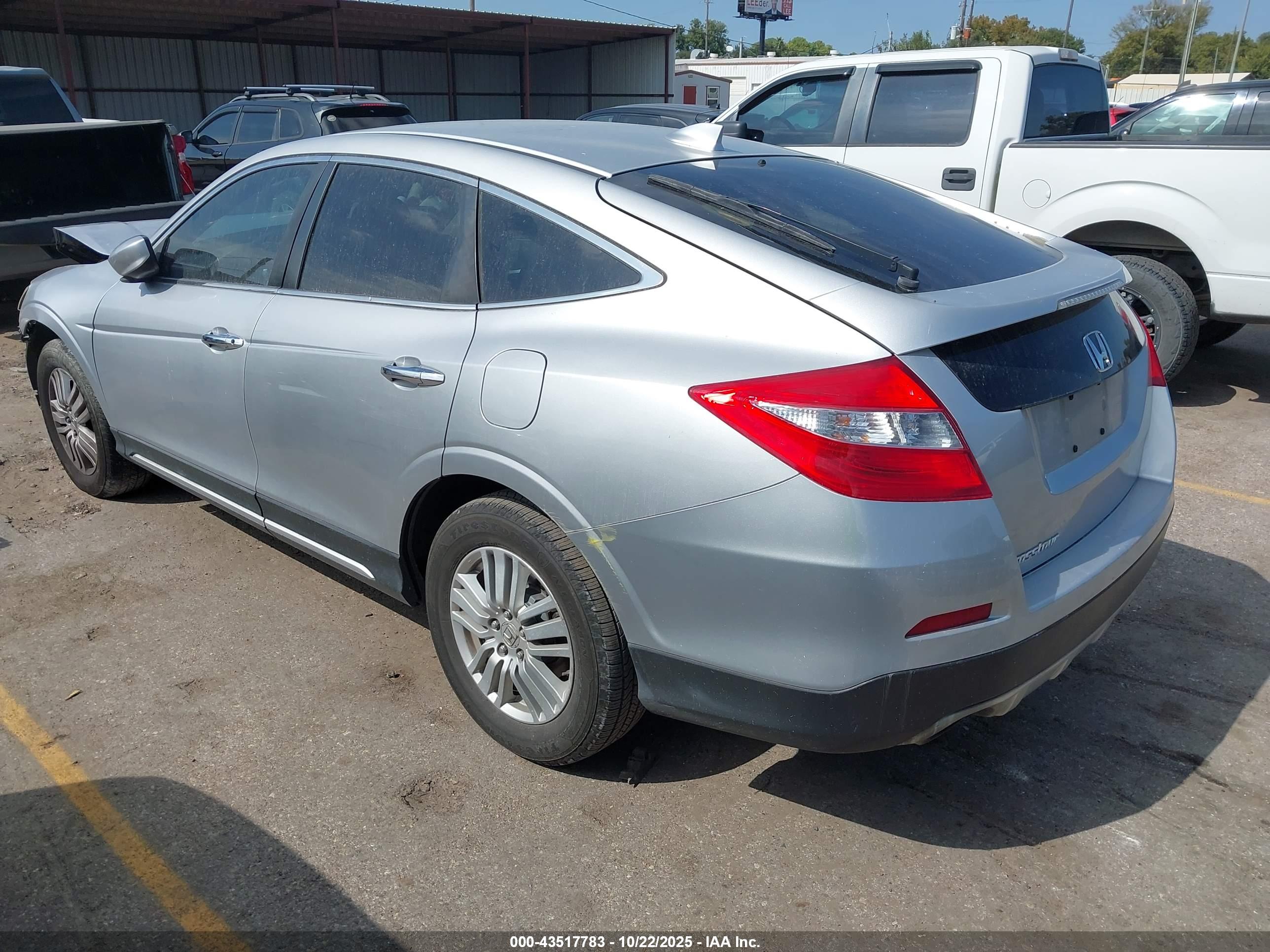 HONDA CROSSTOUR image 3