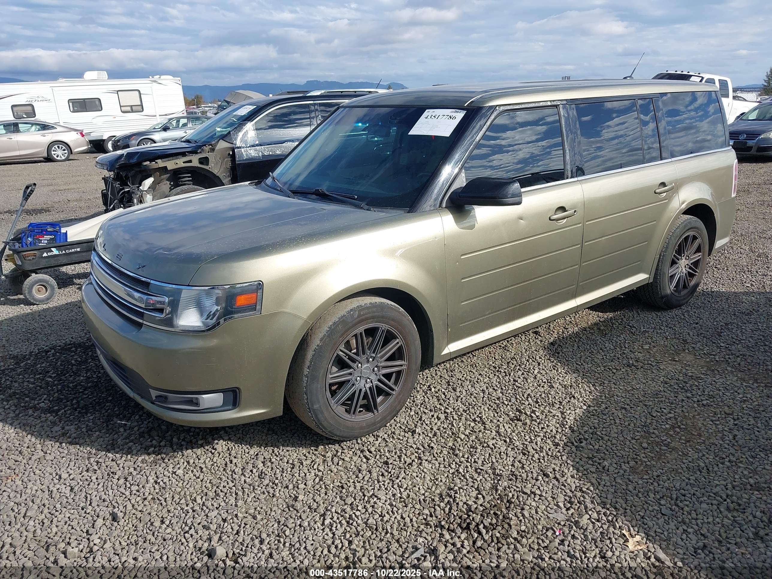 FORD FLEX image 2