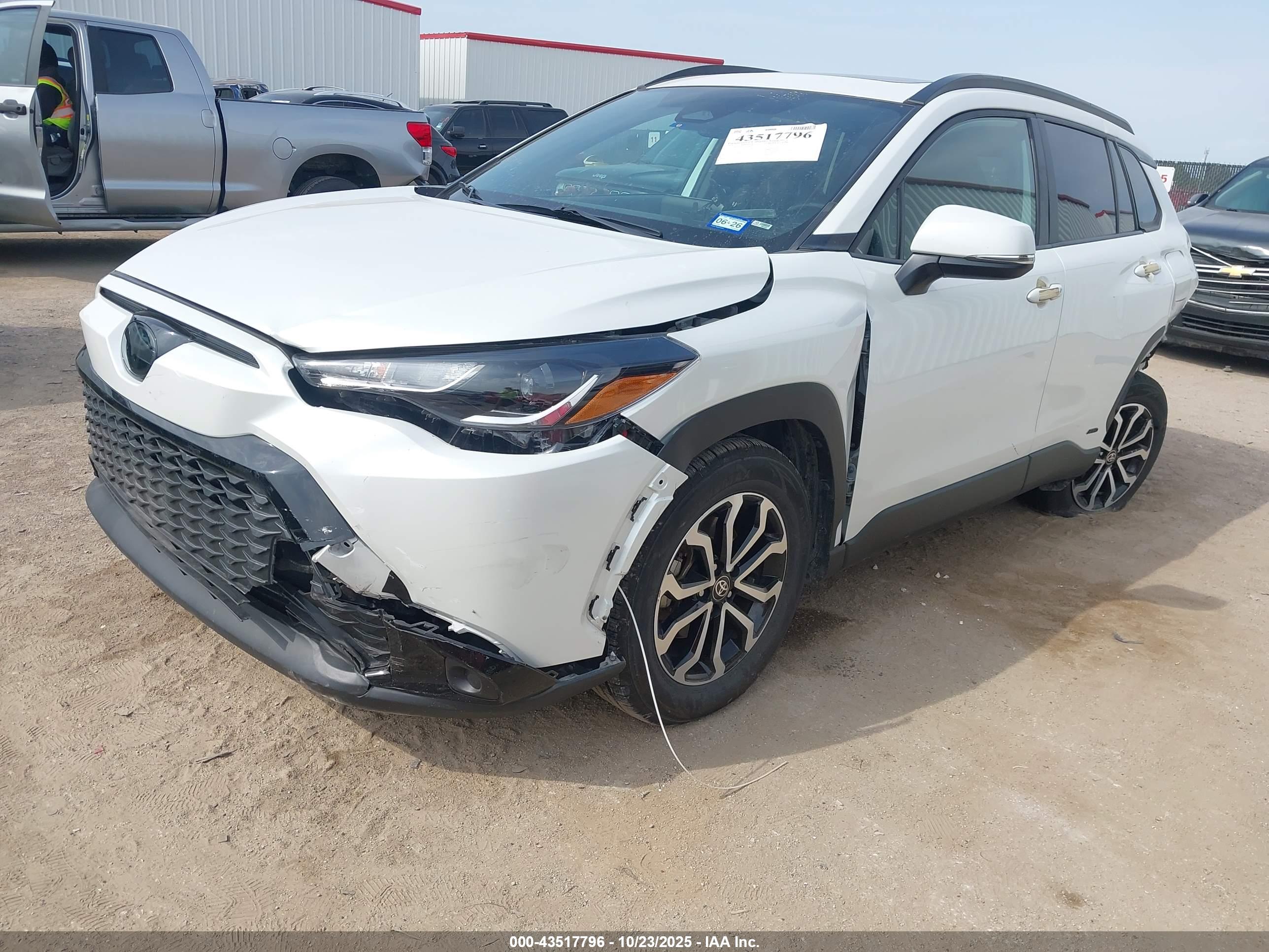 TOYOTA COROLLA image 2