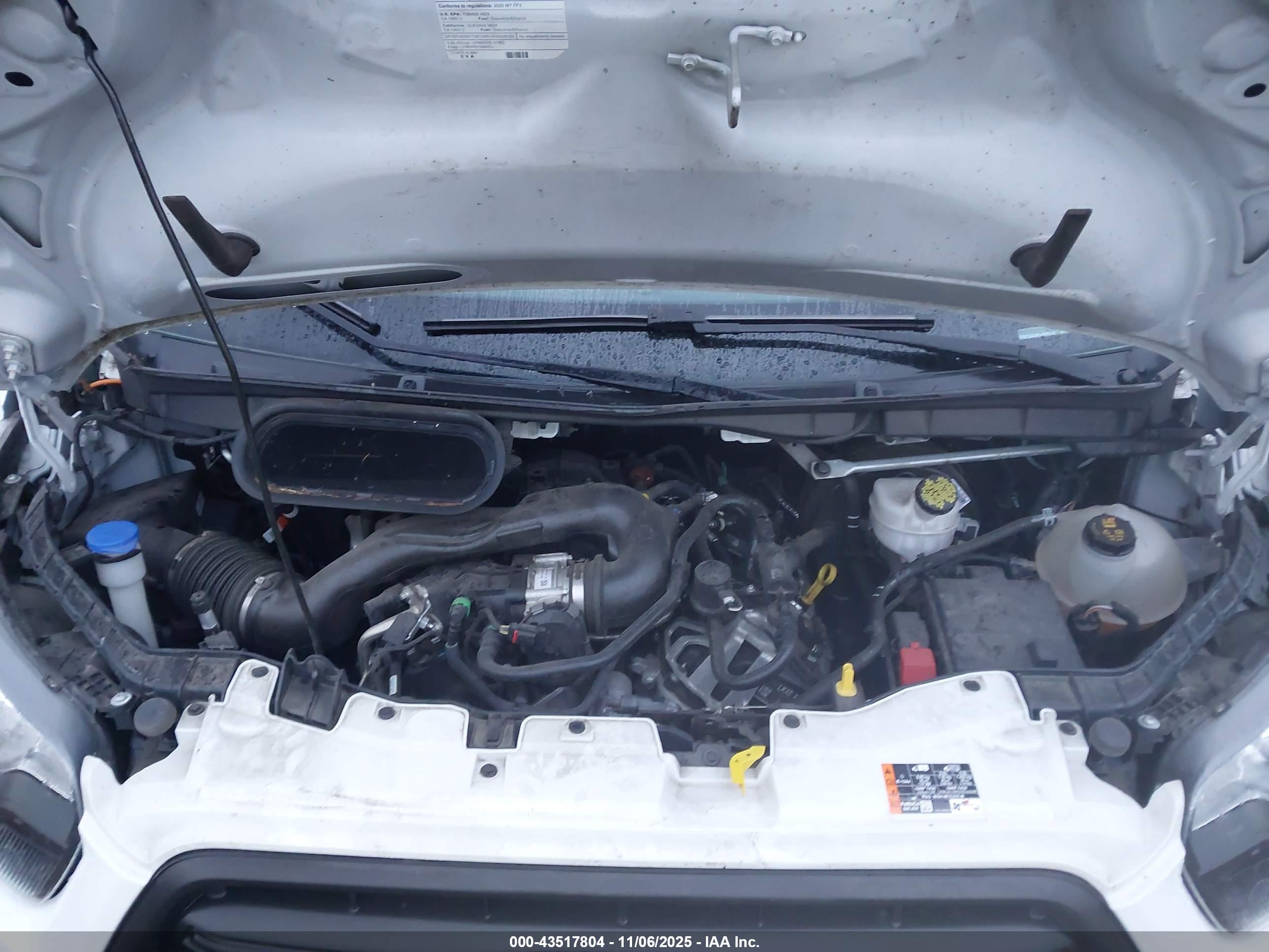 FORD TRANSIT-350 image 10