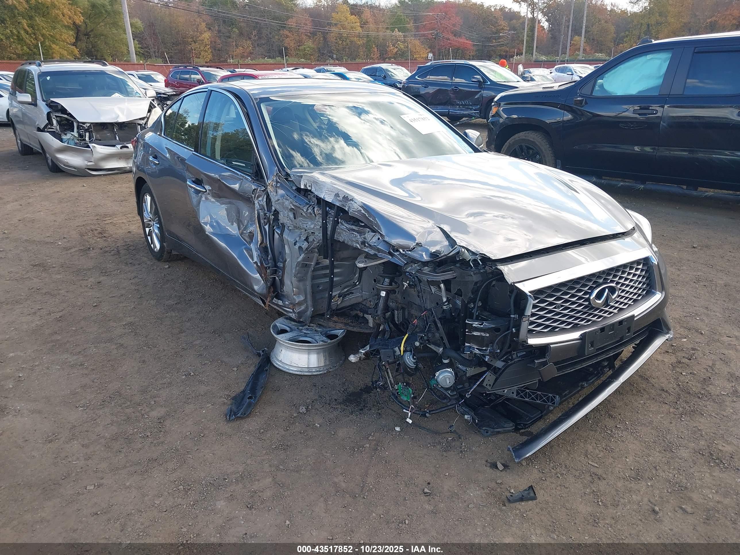 INFINITI Q50 image 6