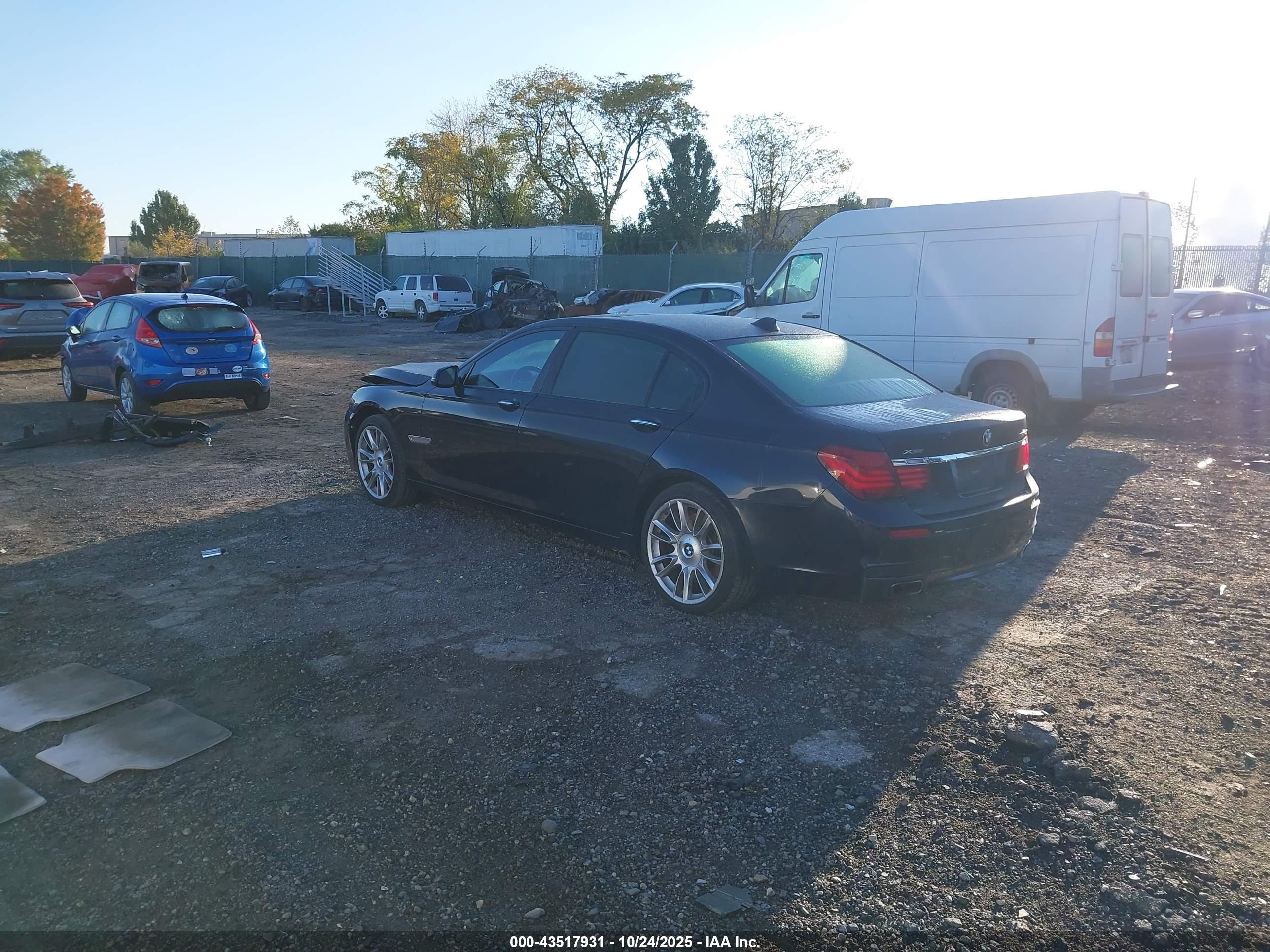 BMW 750LI image 3