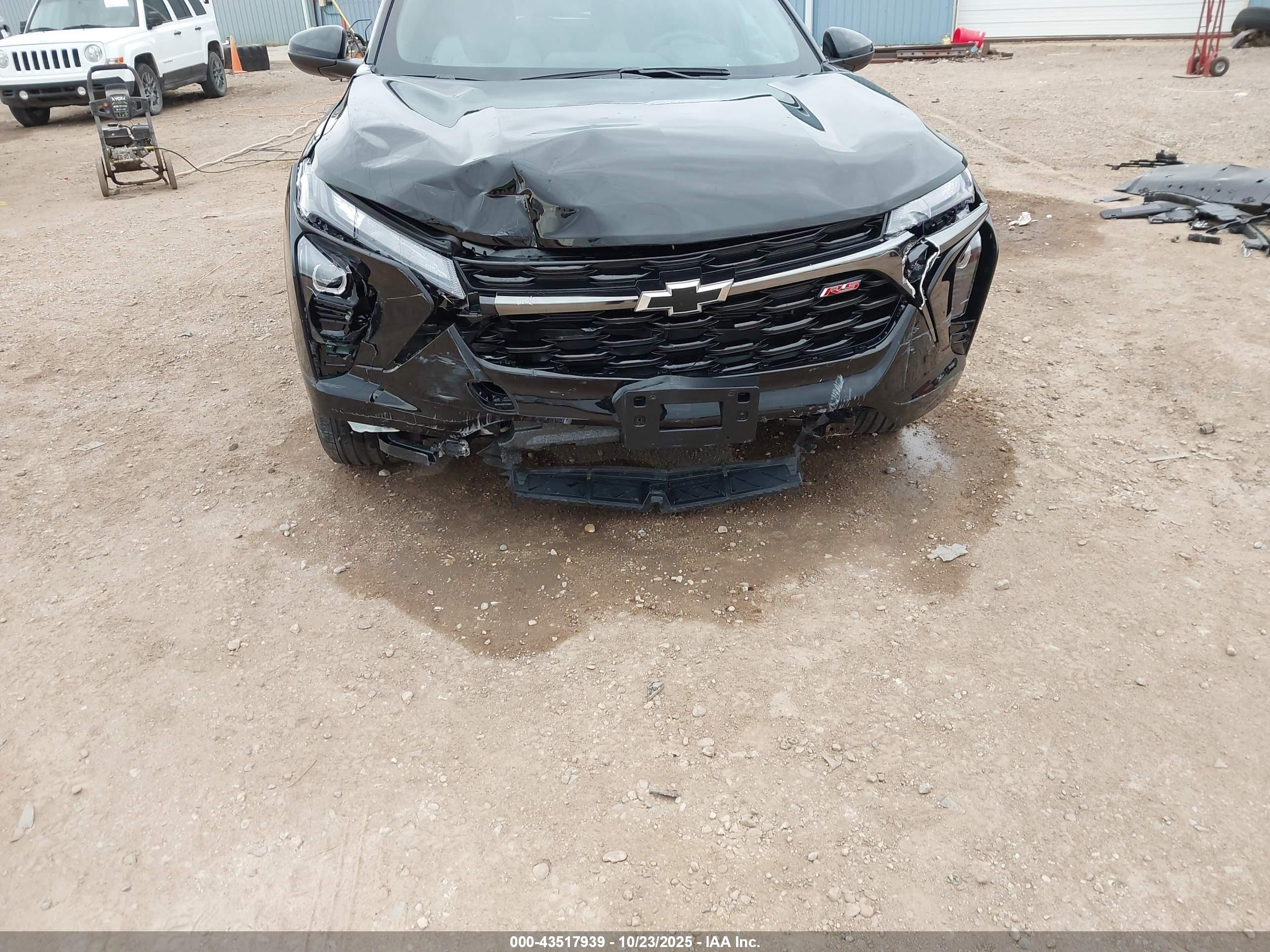 CHEVROLET TRAX image 6