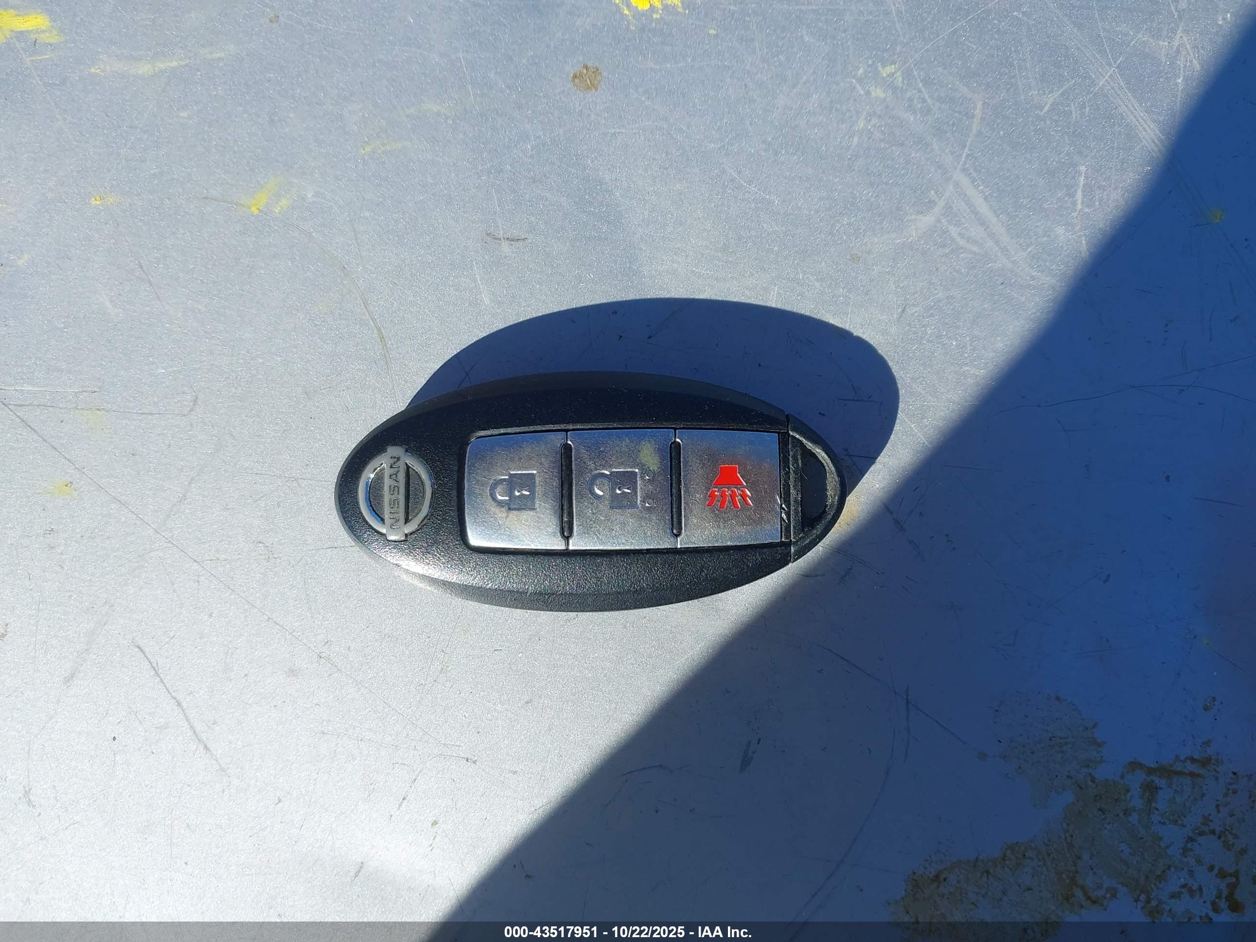 NISSAN ROGUE image 11