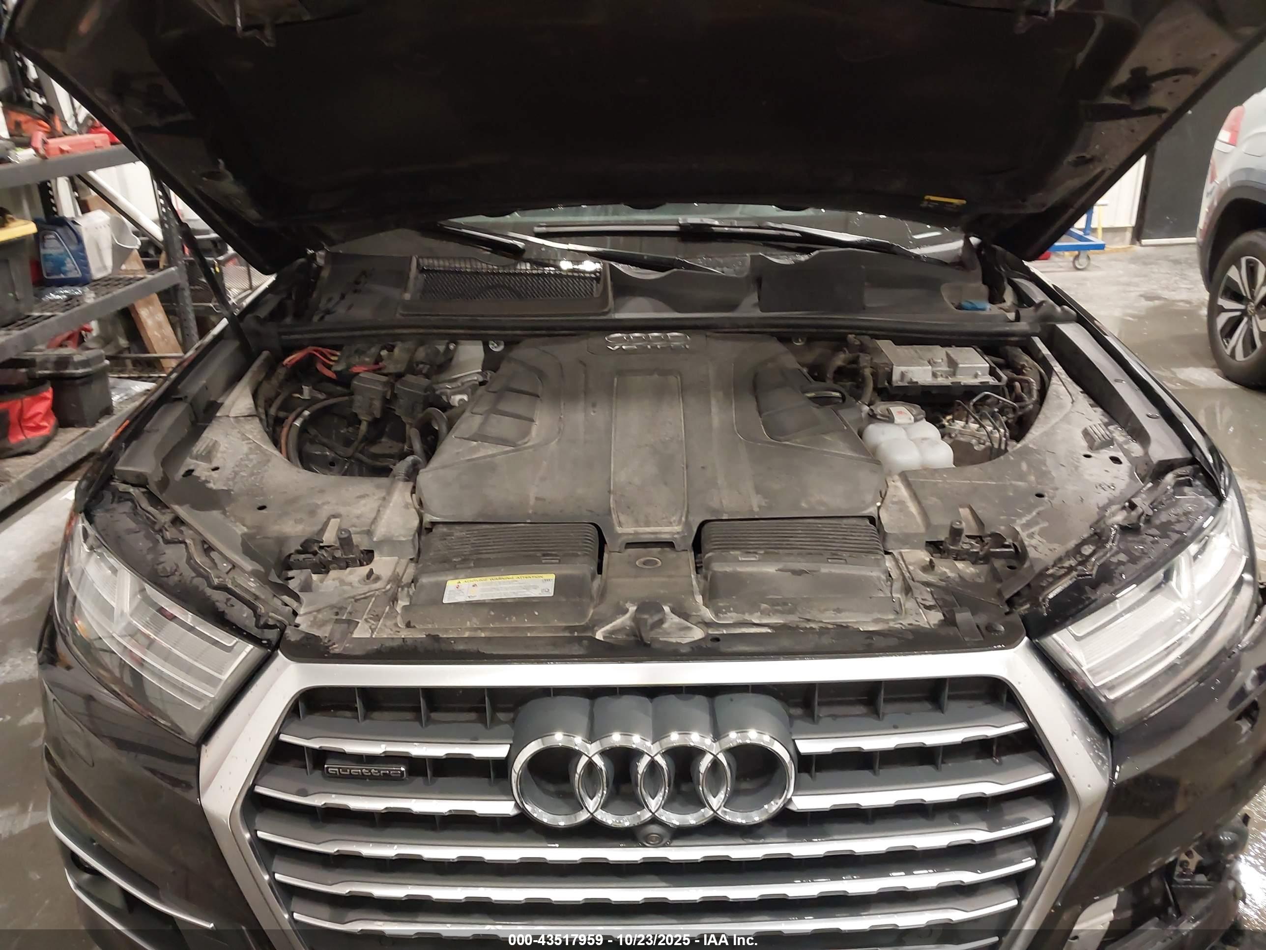 AUDI Q7 image 10
