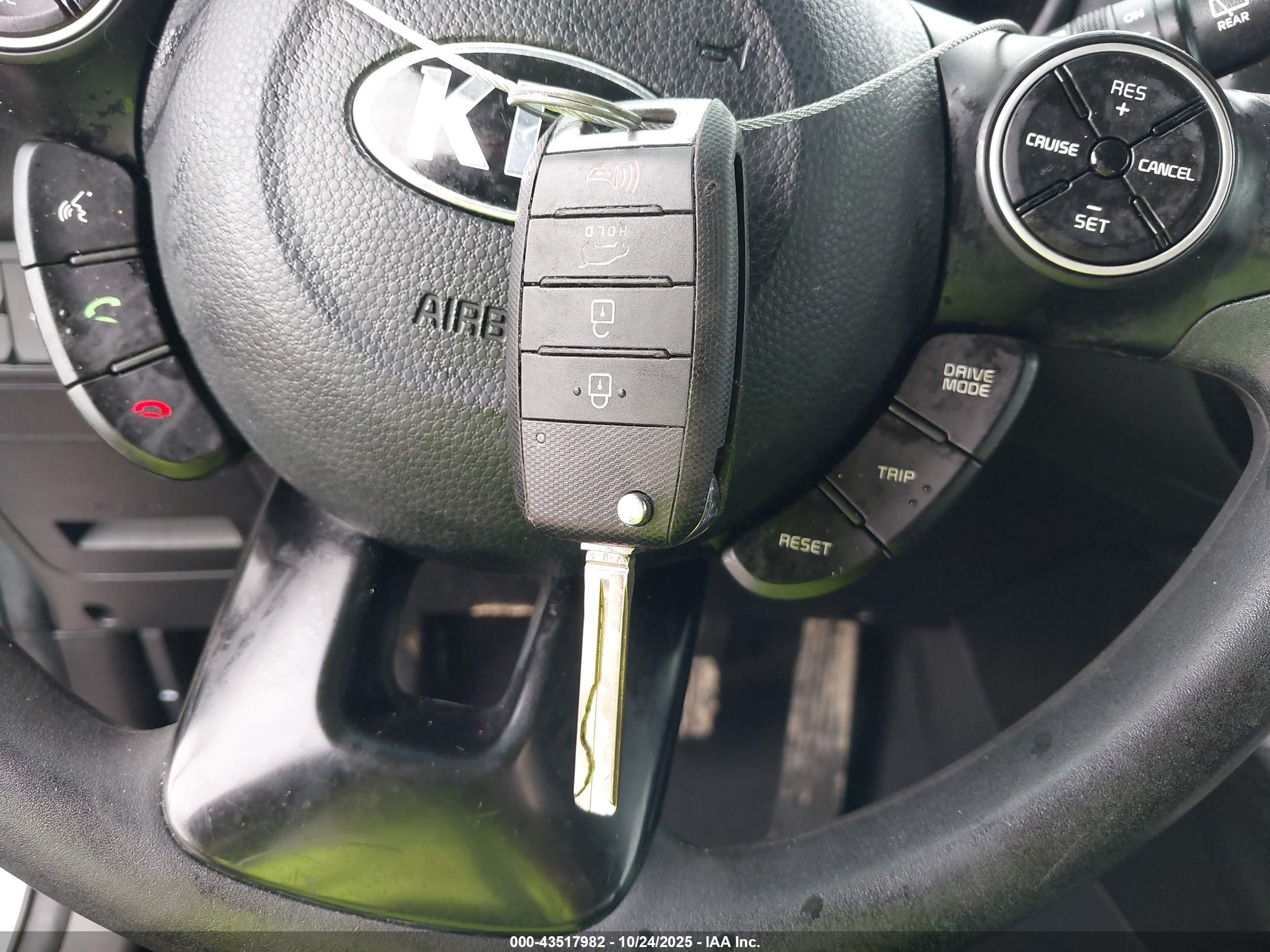 KIA SOUL image 11
