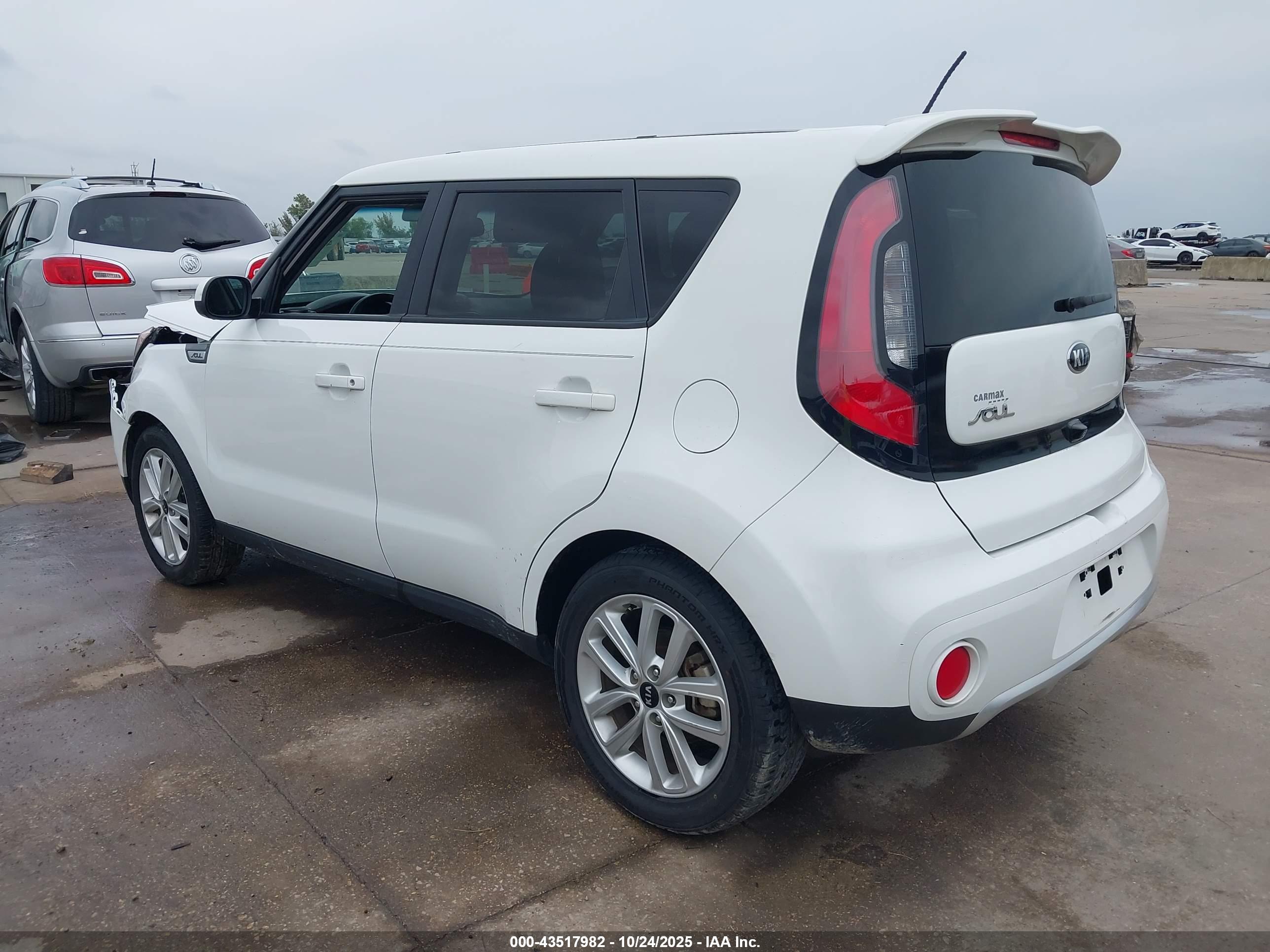 KIA SOUL image 3