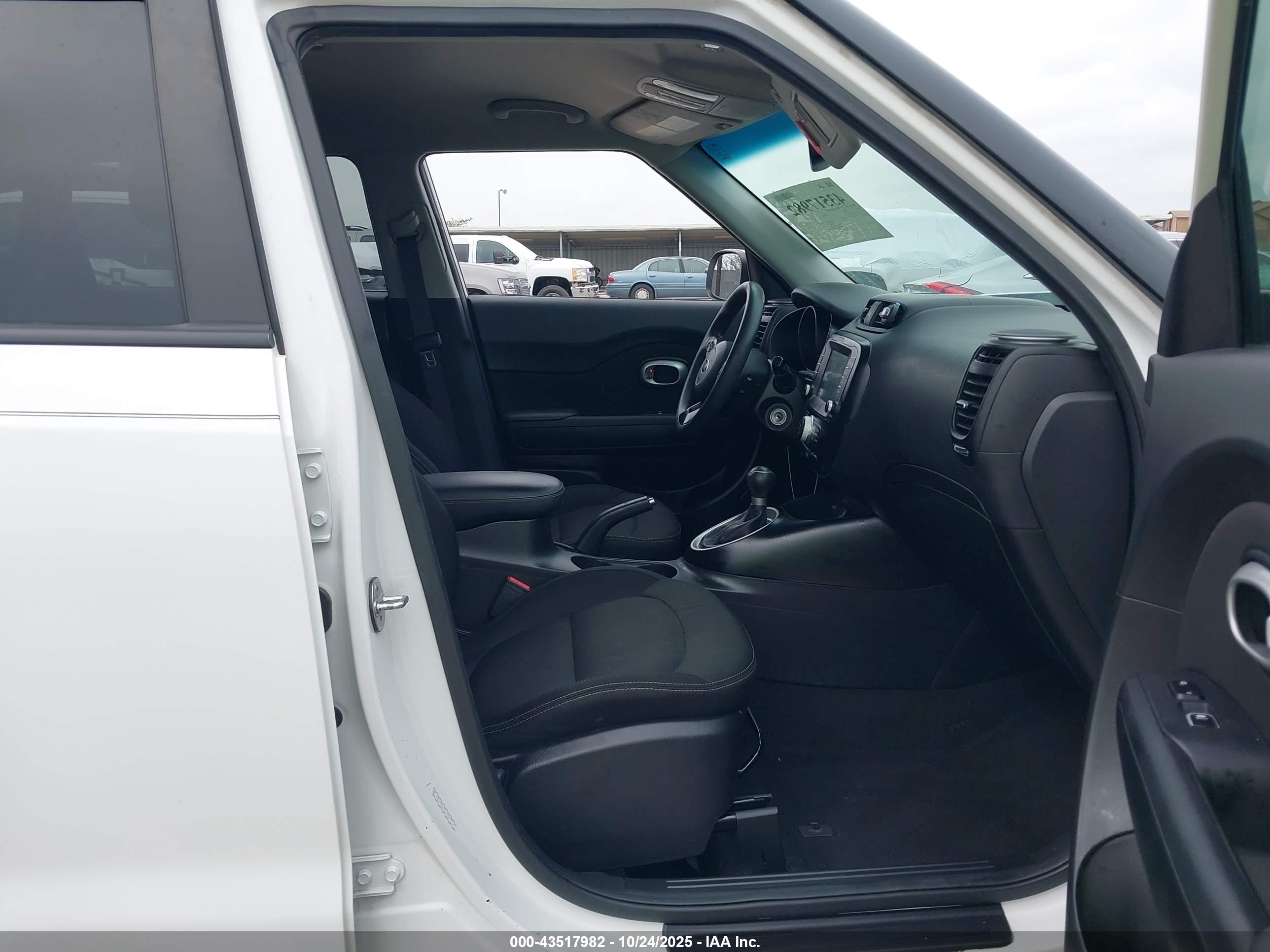 KIA SOUL image 5