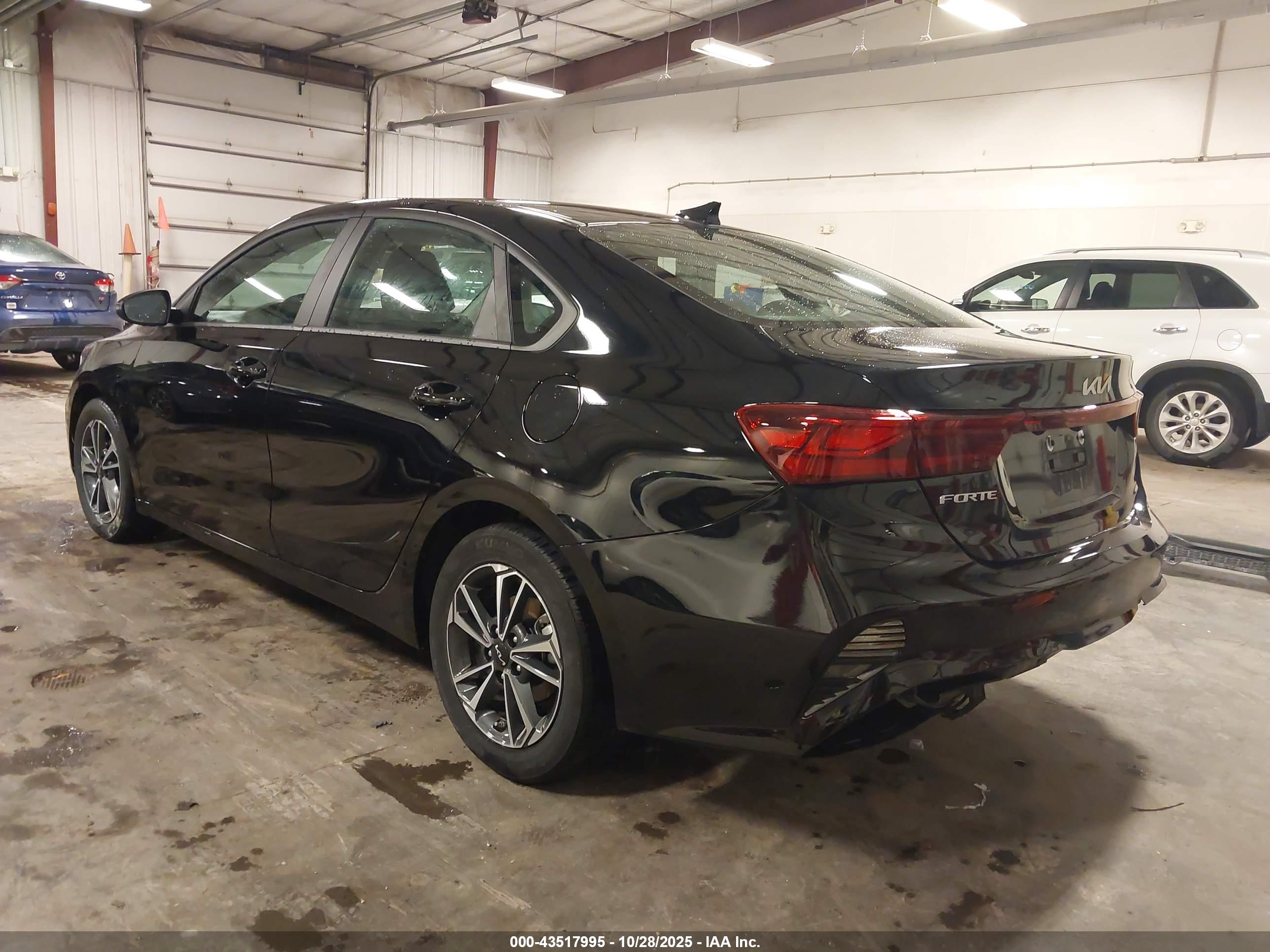 KIA FORTE image 3