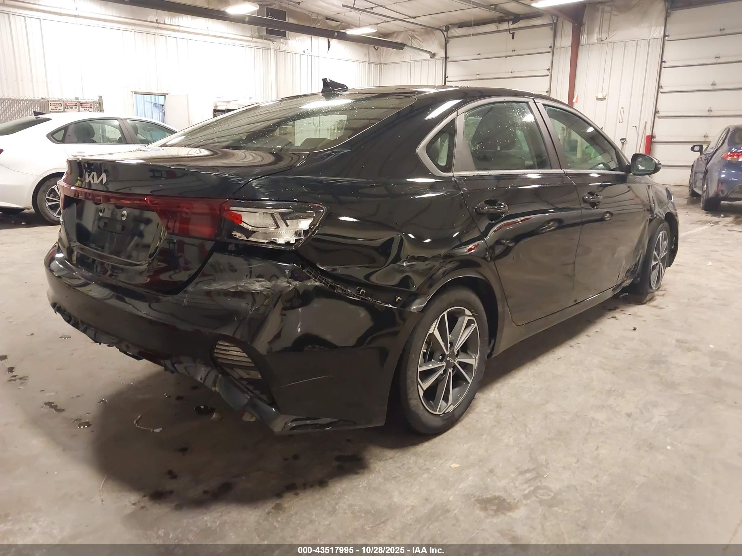 KIA FORTE image 4