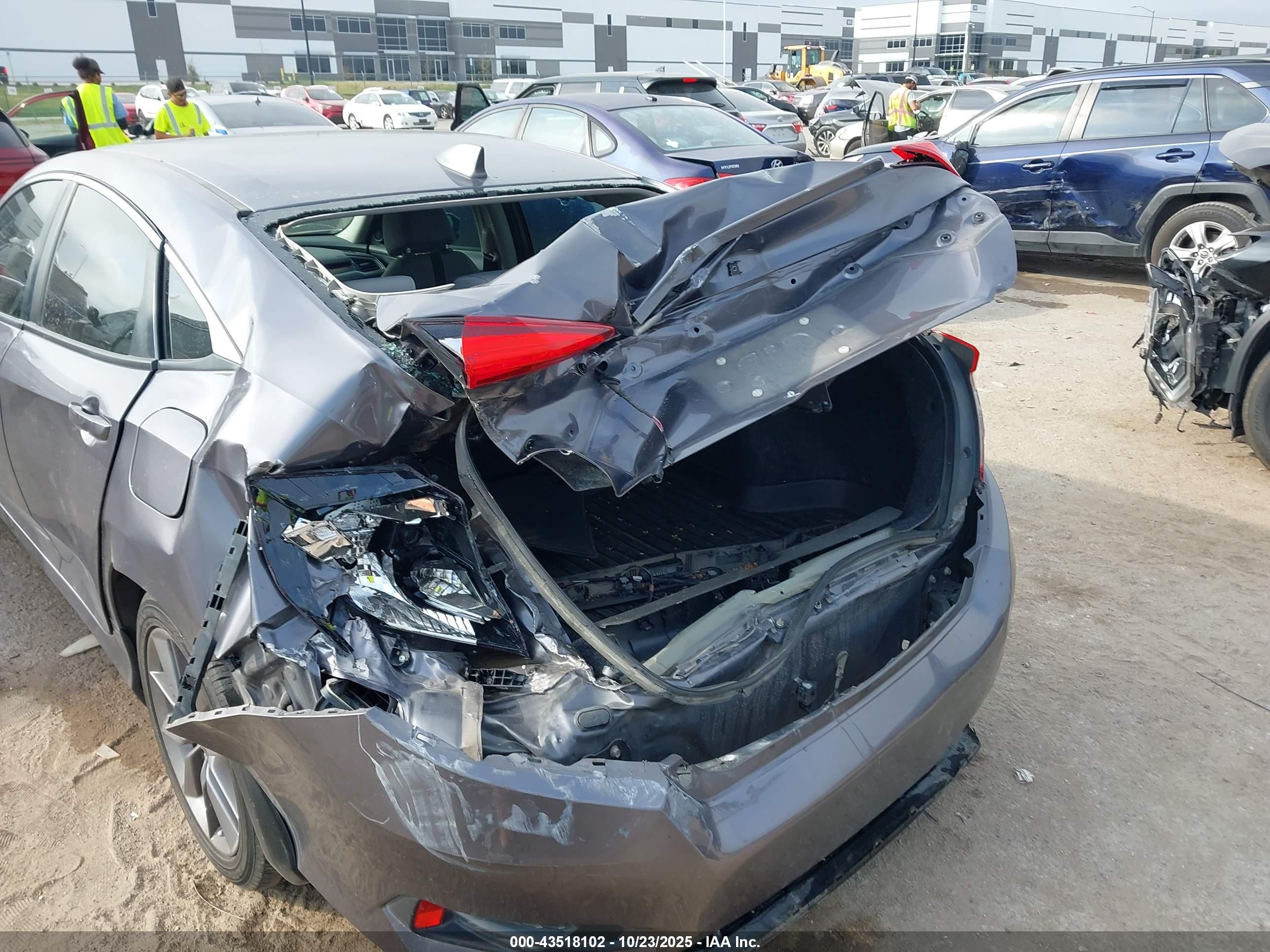 HONDA CIVIC image 6