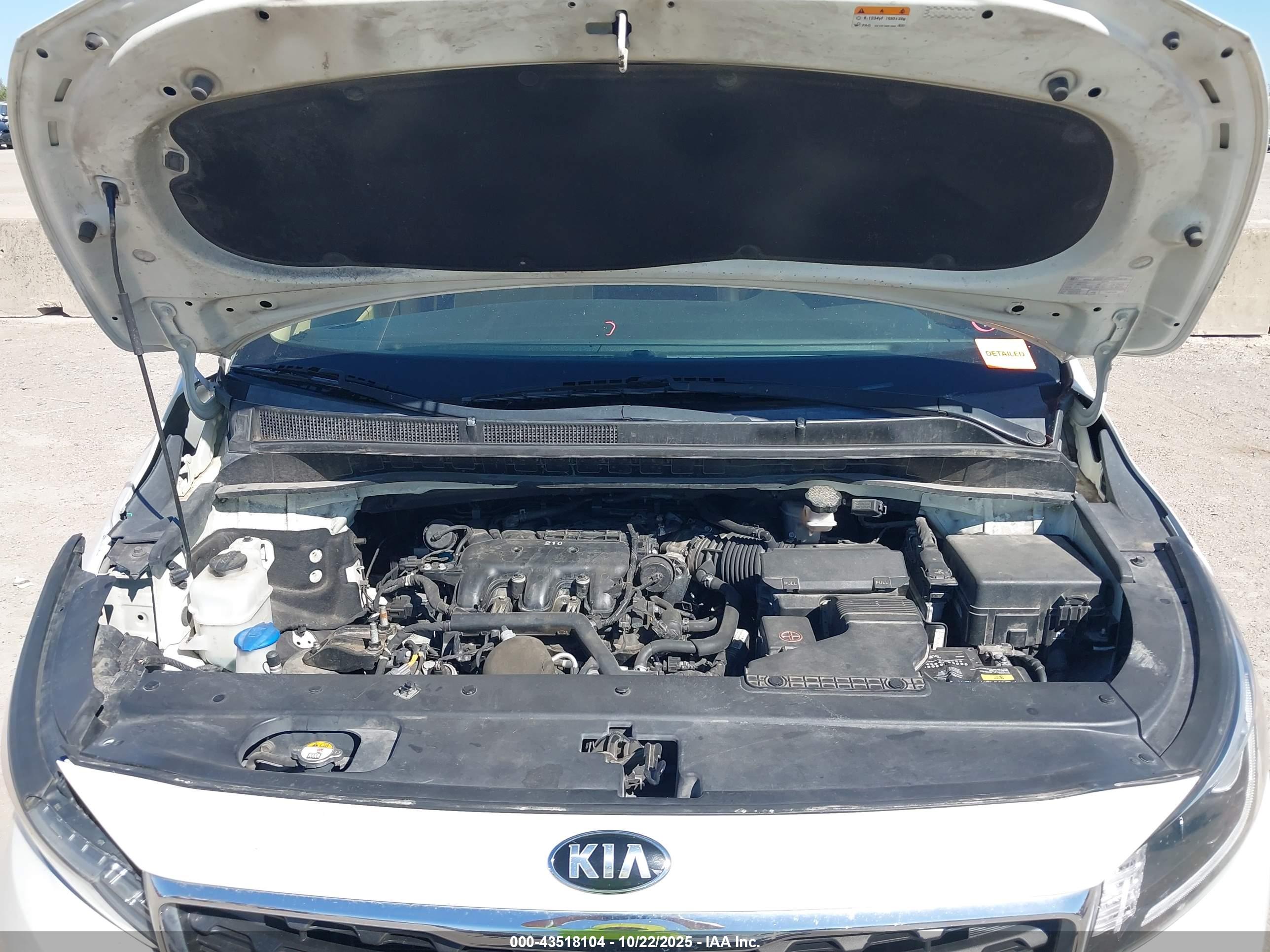 KIA SEDONA image 10