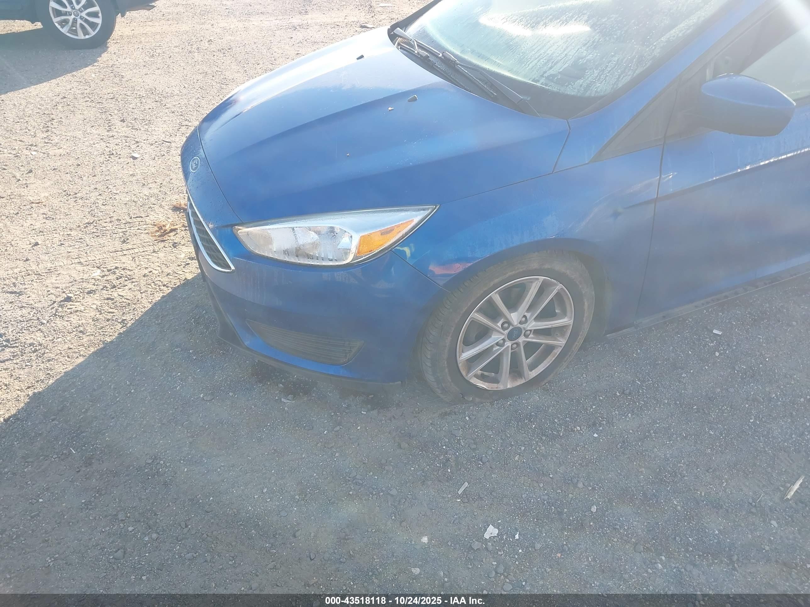 FORD FOCUS image 6