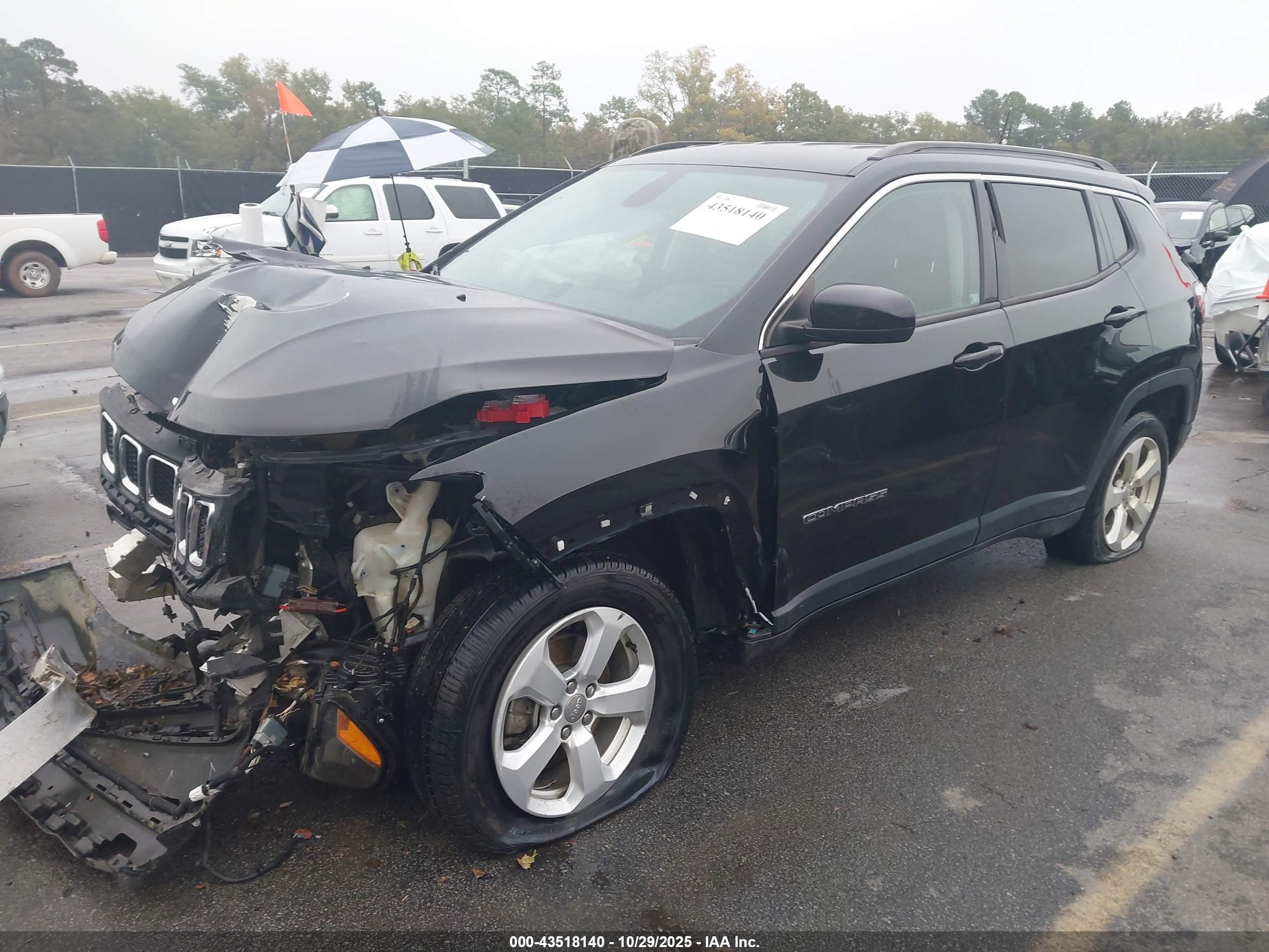 JEEP COMPASS image 2