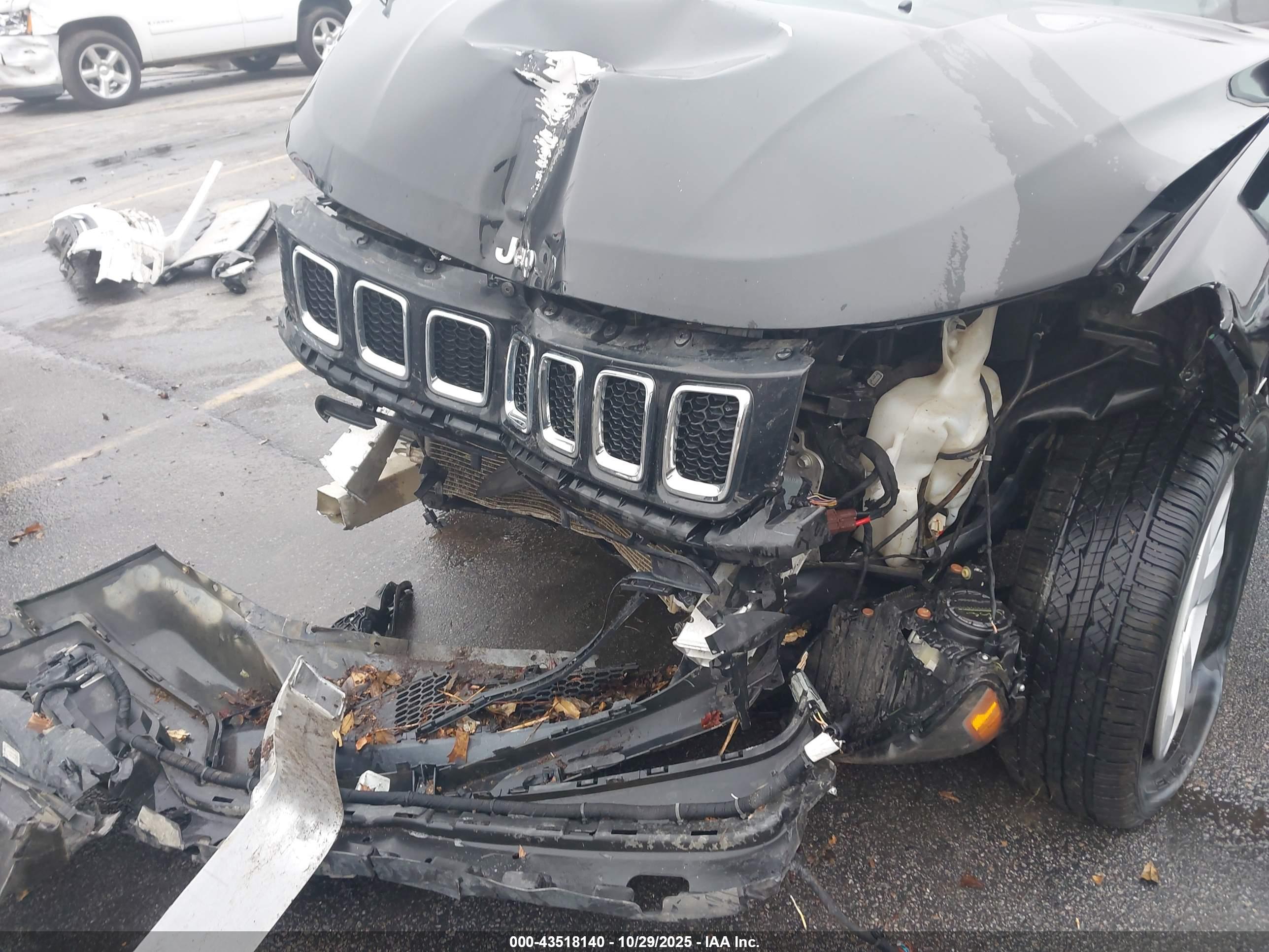 JEEP COMPASS image 6